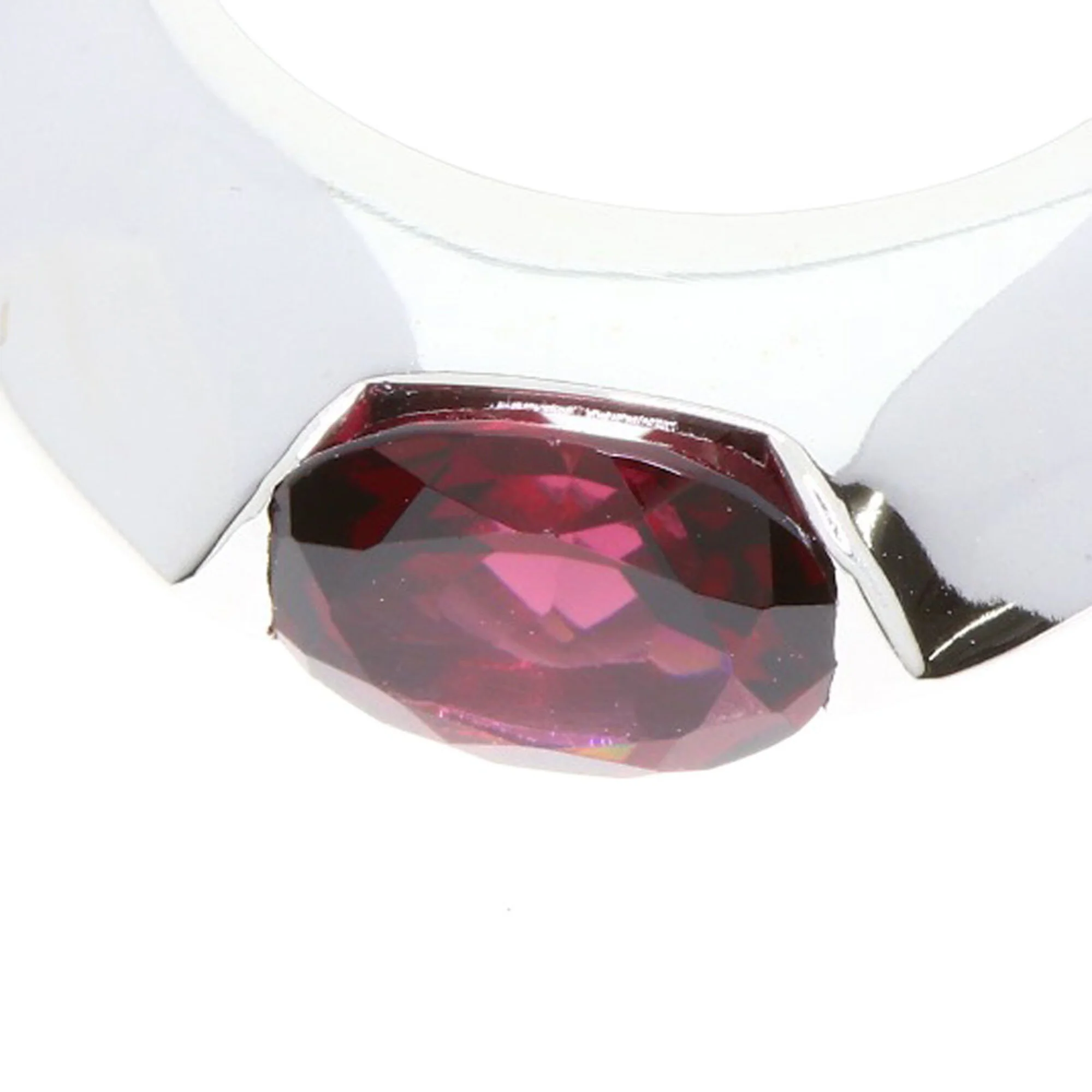 Band Ring 18K White Gold with Diamond and Garnet - Image 7