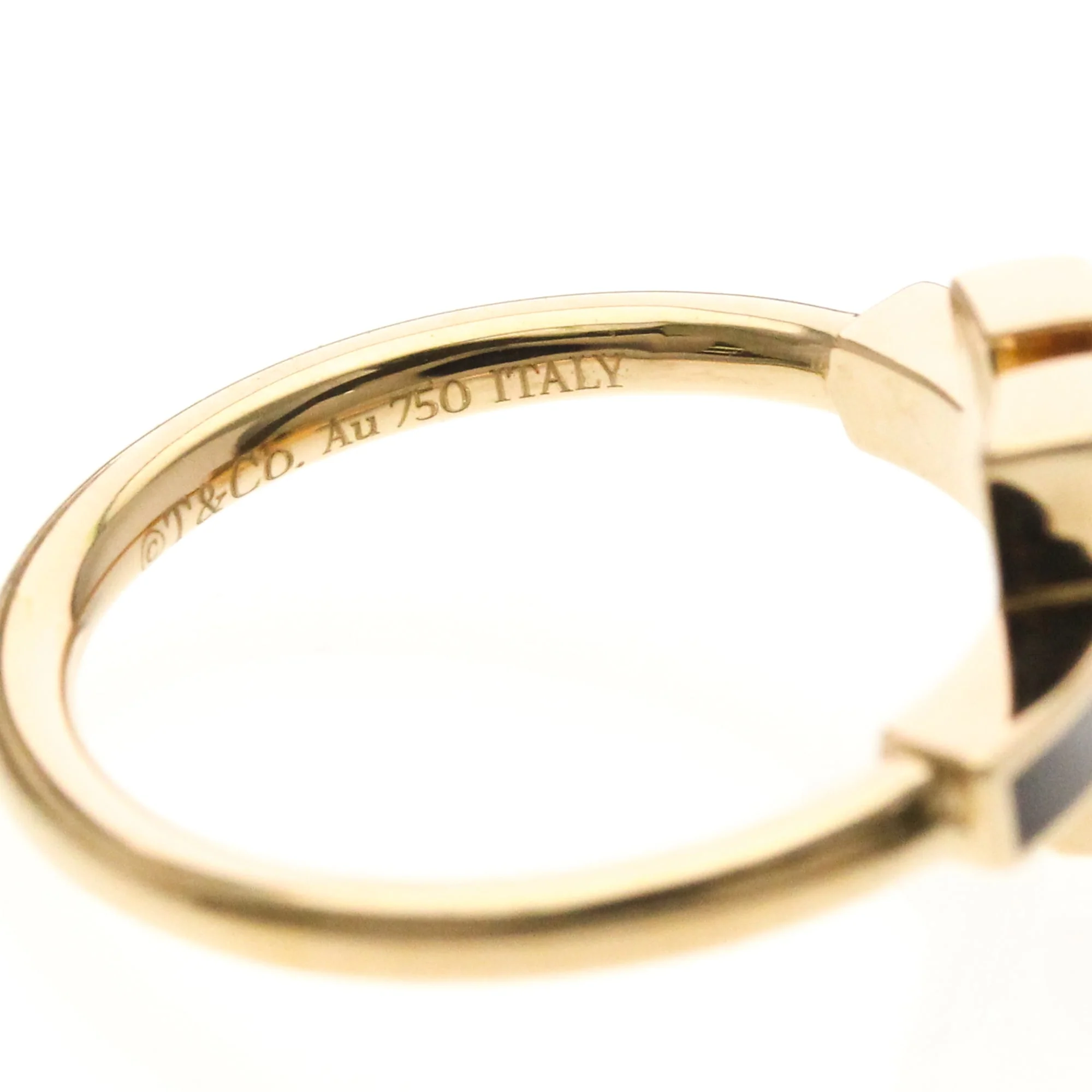 Band Ring 18K Rose Gold with Mother of Pearl - Image 8