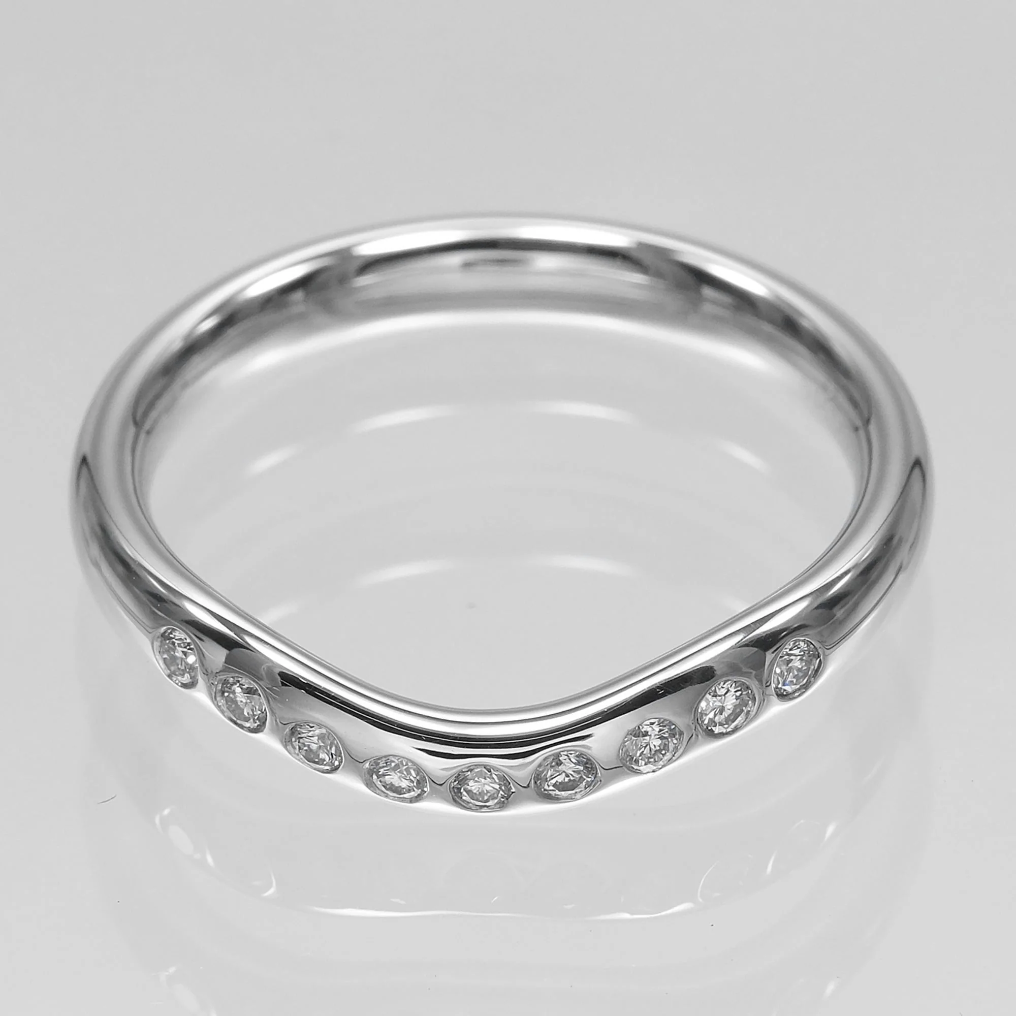 Band Ring Platinum with Diamond - Image 6