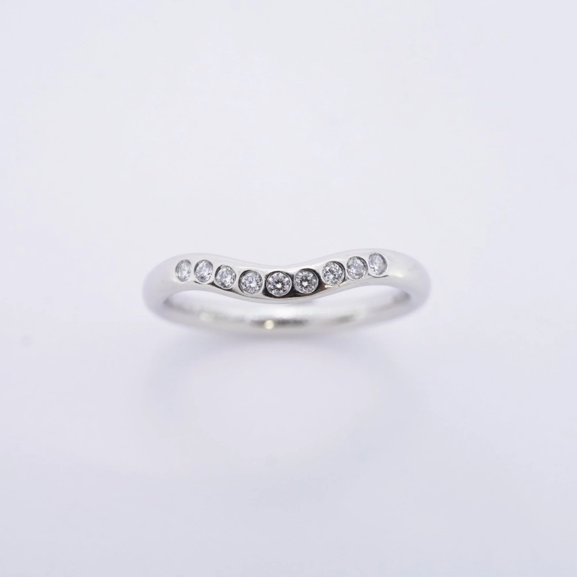 Band Ring Platinum with Diamond - Image 2