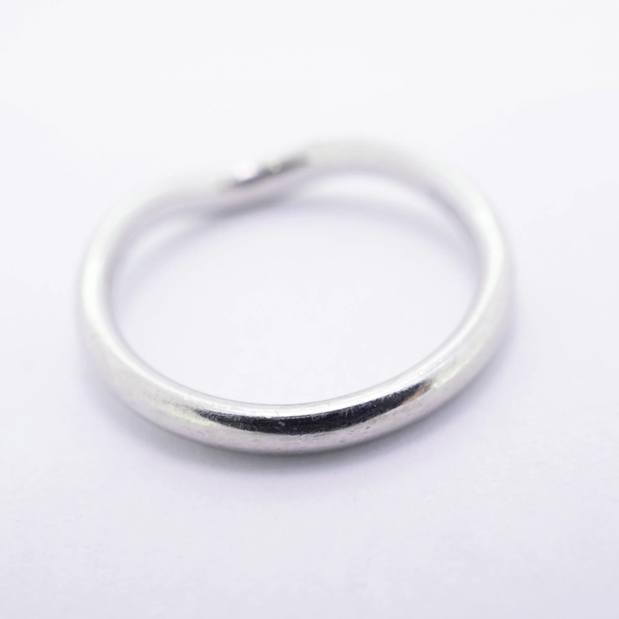 Band Ring Platinum with Diamond - Image 9