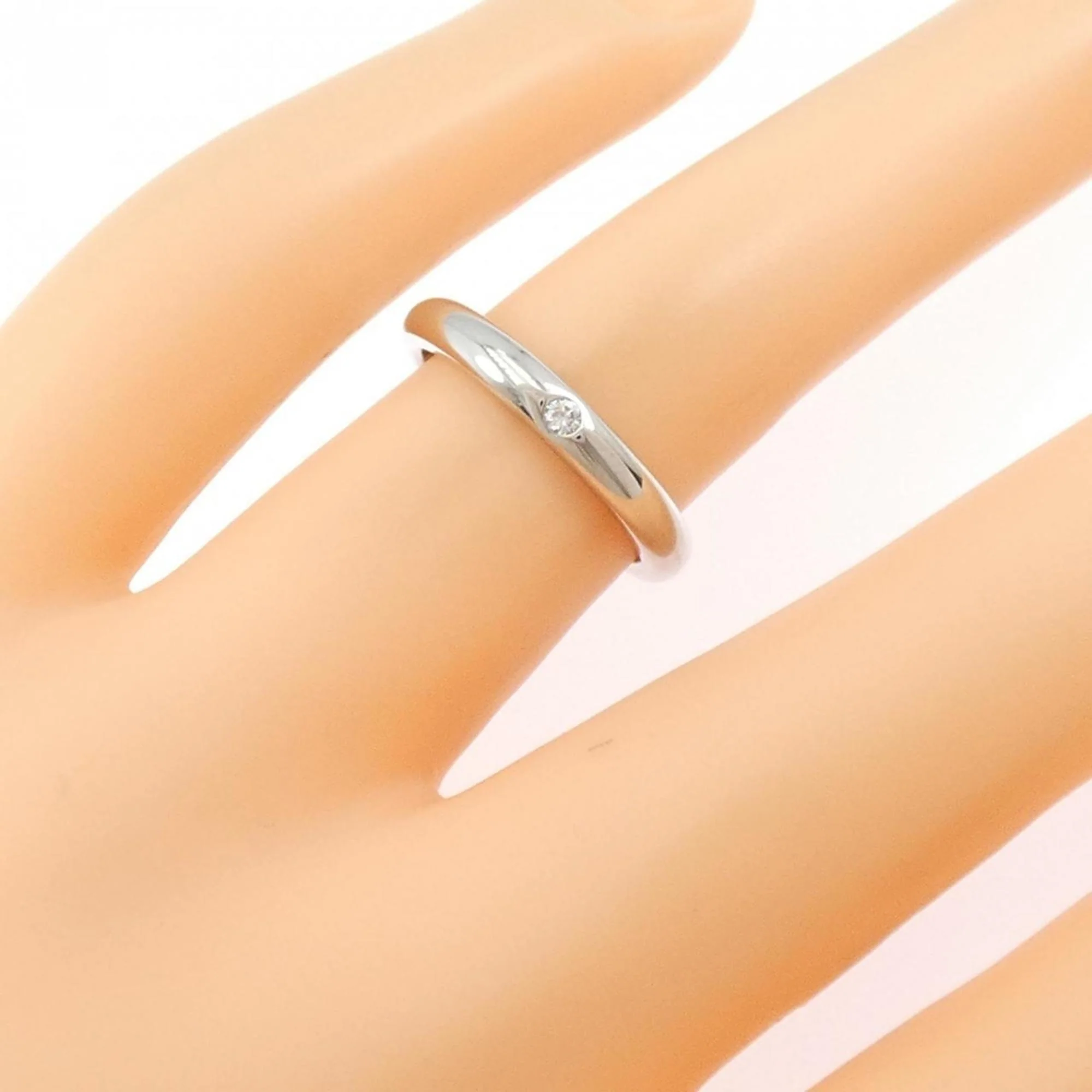 Band Ring Platinum with Diamond - Image 5