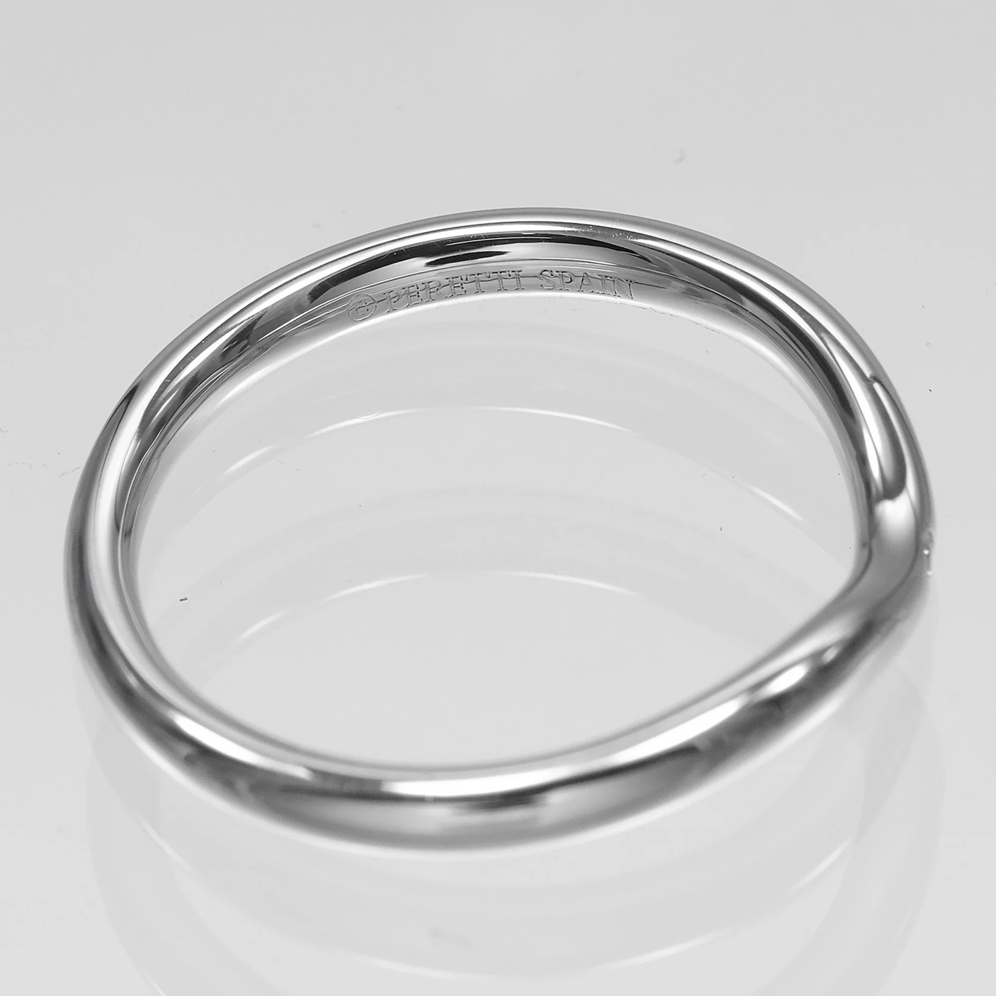 Curved Band Ring Platinum and Diamond - Image 5