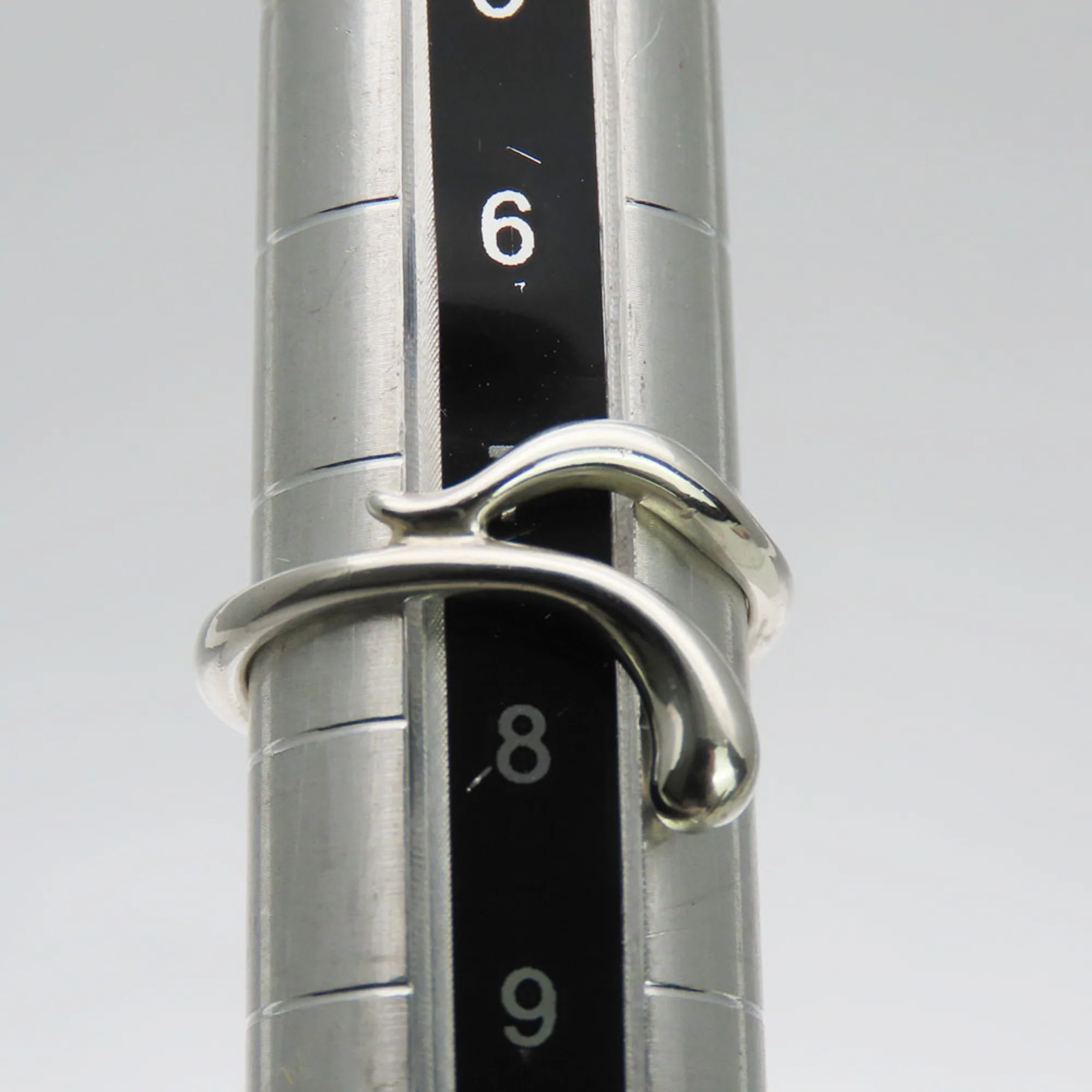 Elsa Peretti Ring Sterling Silver 2.5mm - Image 9