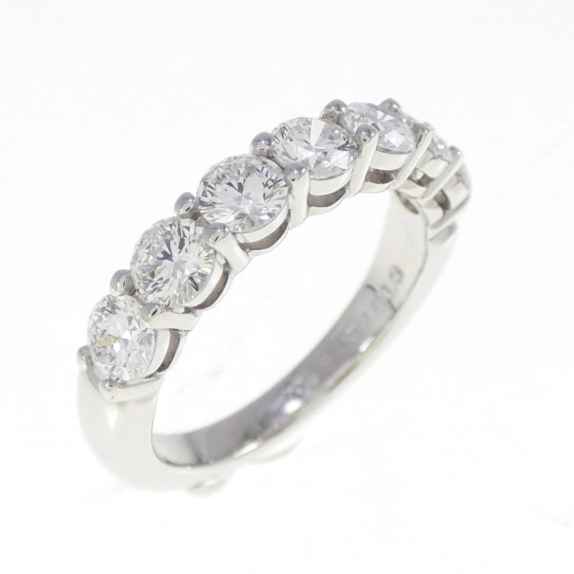 Embrace Ring Platinum with Diamond