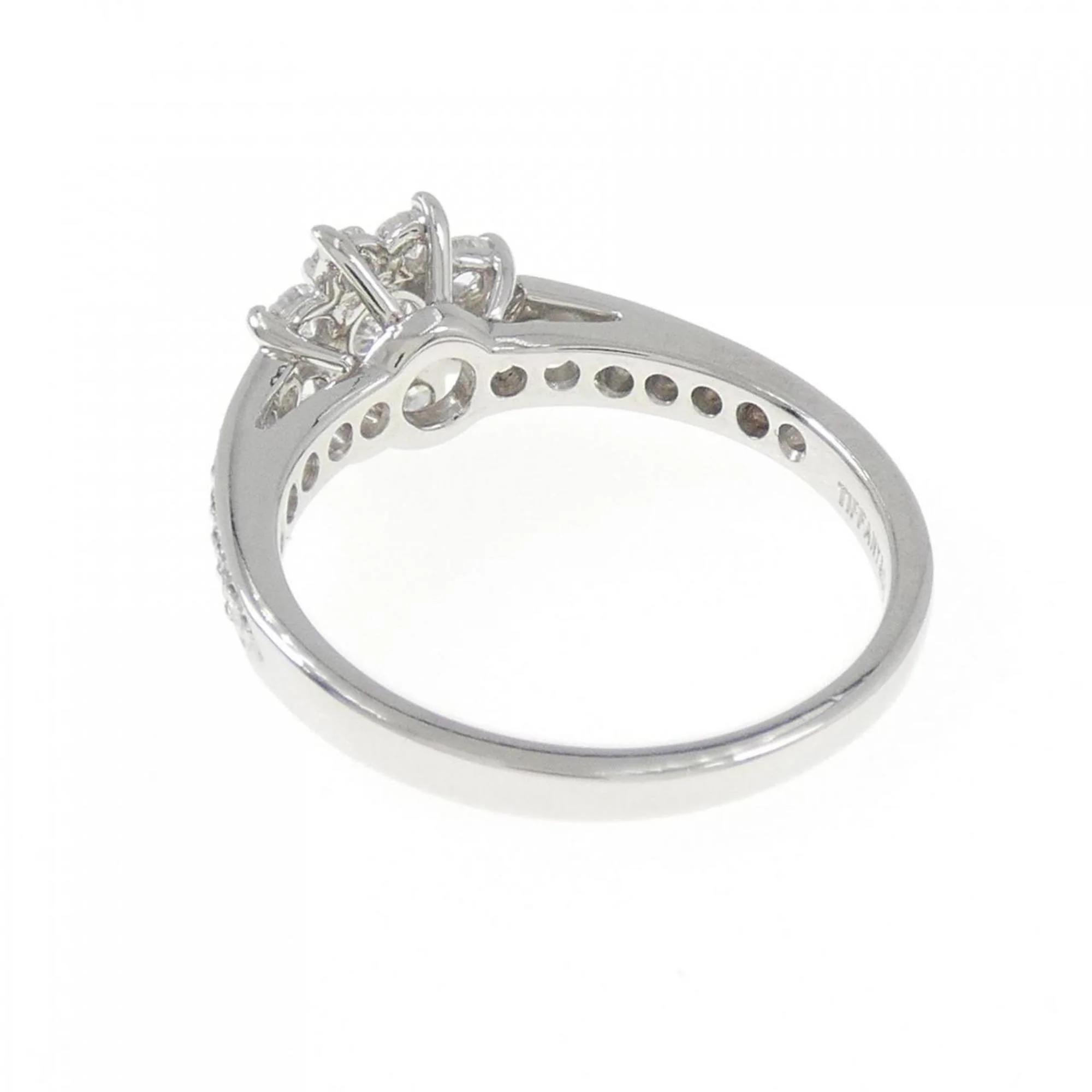 Flora Ring Platinum with Diamond - Image 3