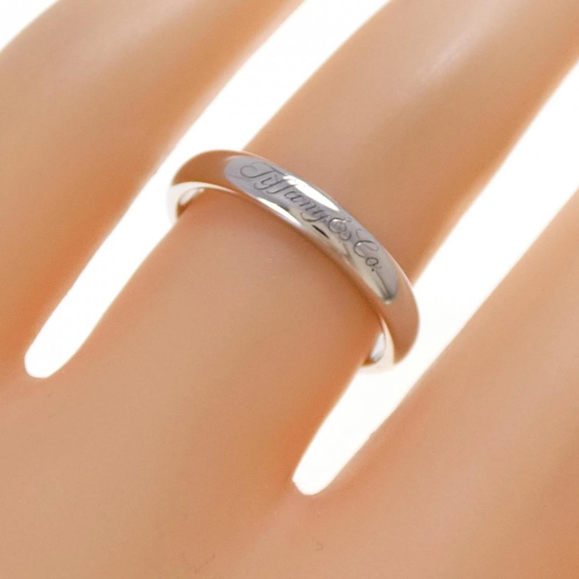 Forever Band Ring Platinum - Image 5