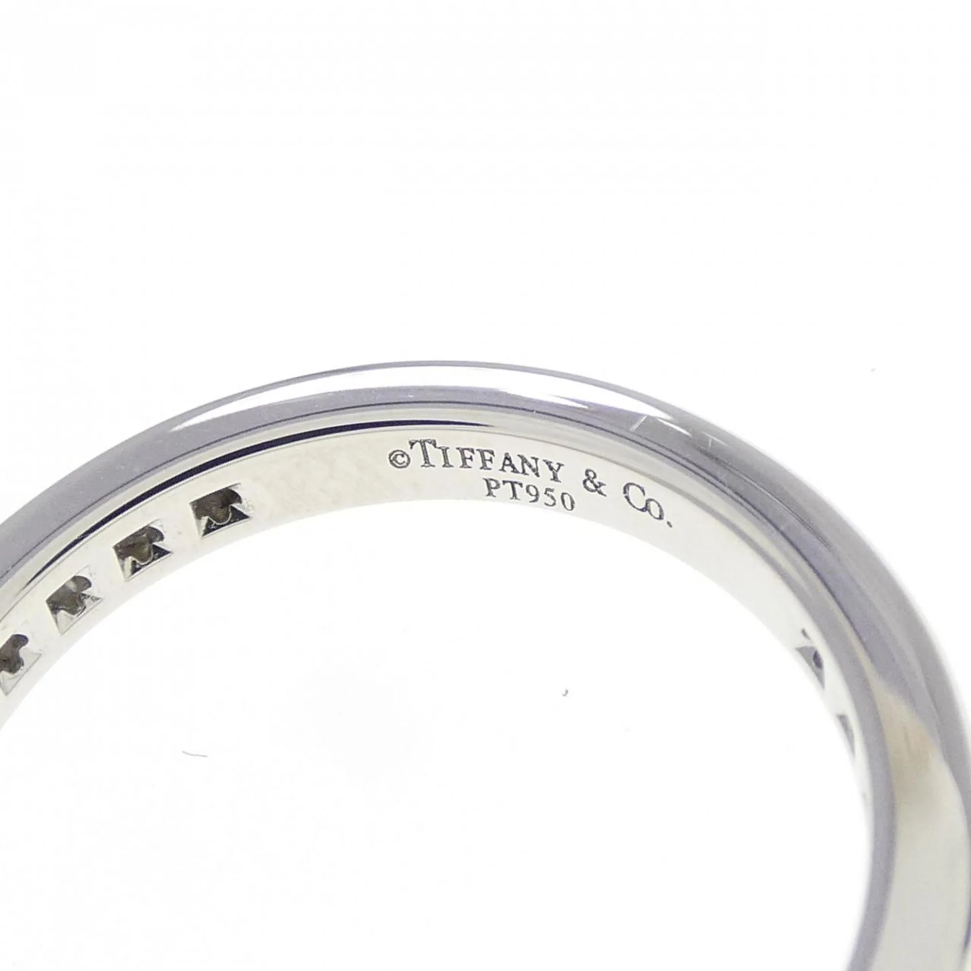 Full Circle Ring Platinum with Diamonds - Image 3