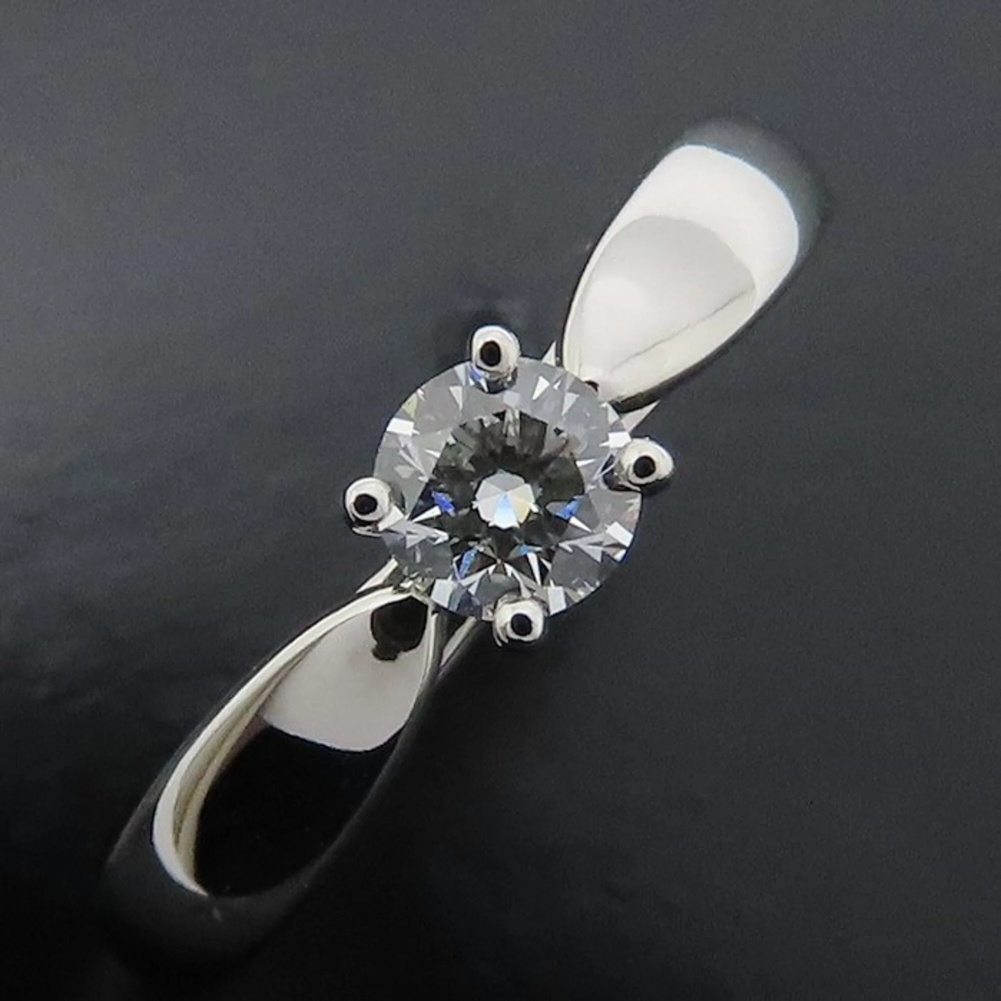 Harmony Ring Platinum with Diamond 0.20-0.29CT - Image 7