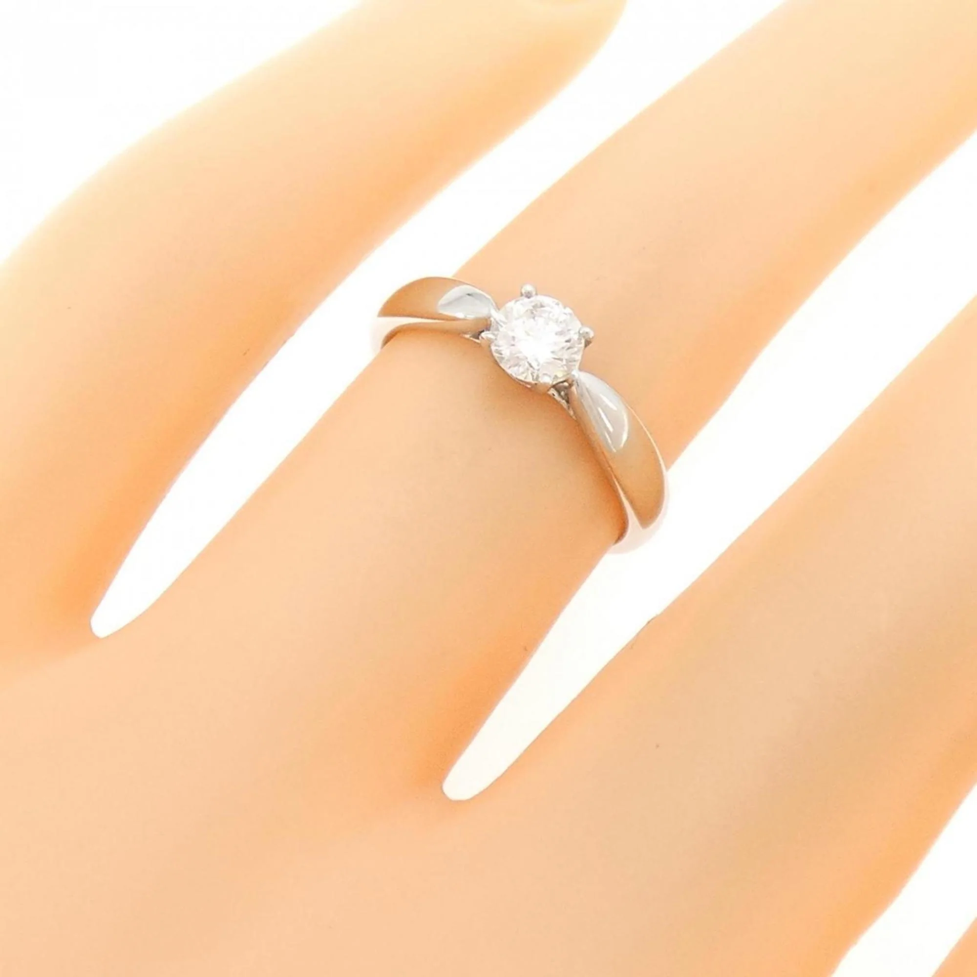 Harmony Ring with Diamond 0.20-0.29CT - Image 5