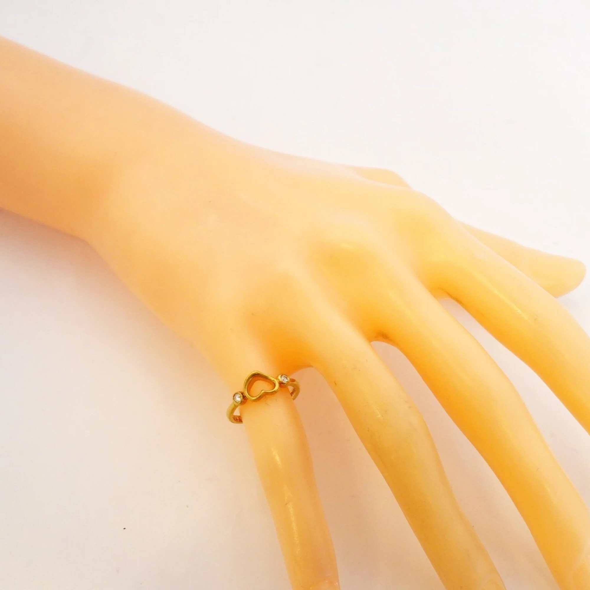 Heart Ring 18K Yellow Gold with Diamond - Image 7