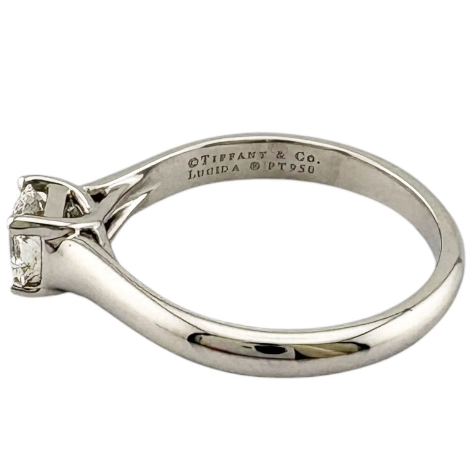 Lucida Ring Platinum with Diamond - Image 4