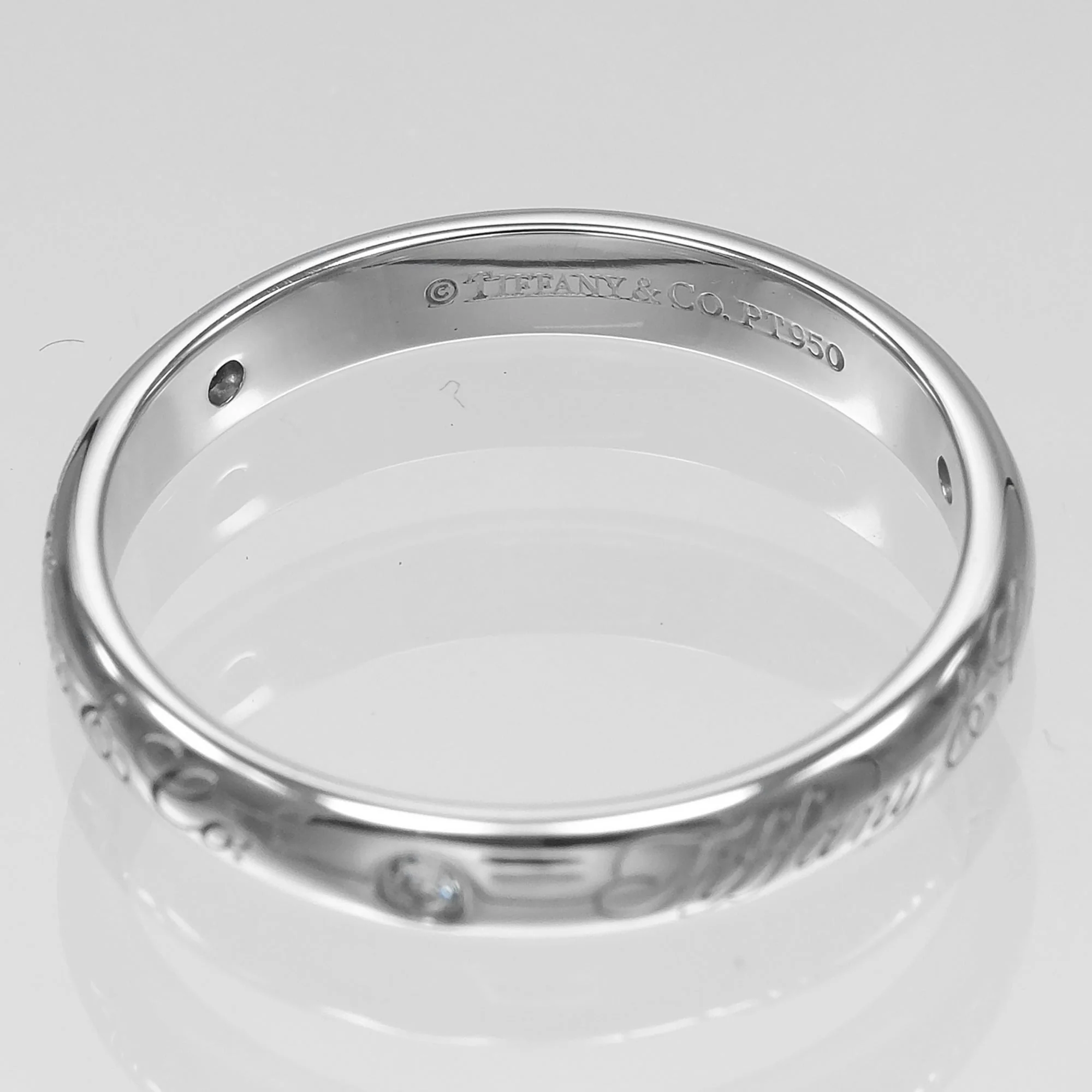 Lucida Ring Platinum with Diamond - Image 4