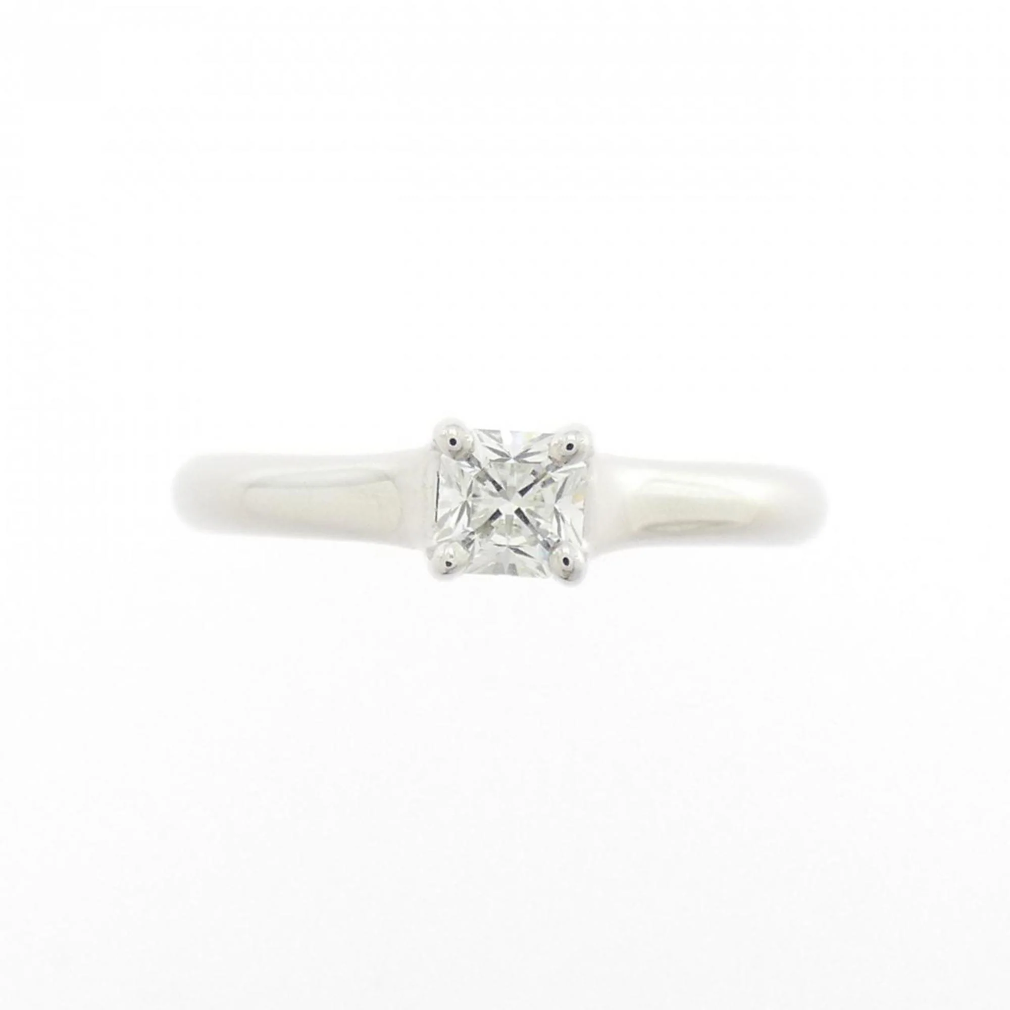 Lucida Ring Platinum with Diamond - Image 2