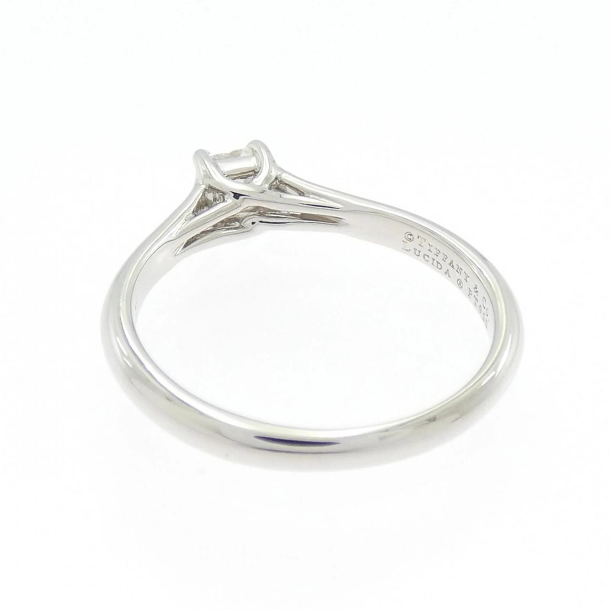 Lucida Ring Platinum with Diamond - Image 3
