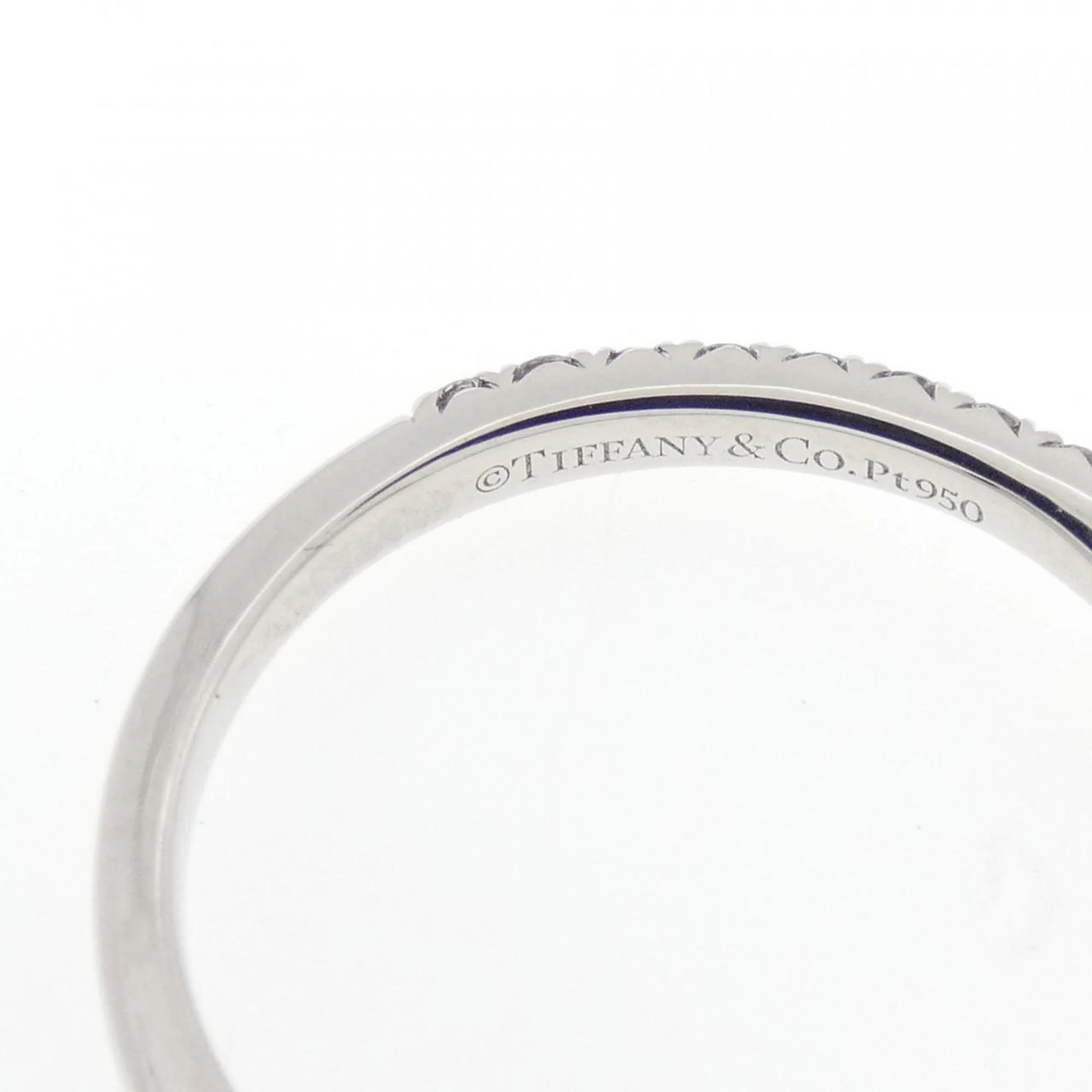 Novo Ring Platinum with Diamond - Image 4