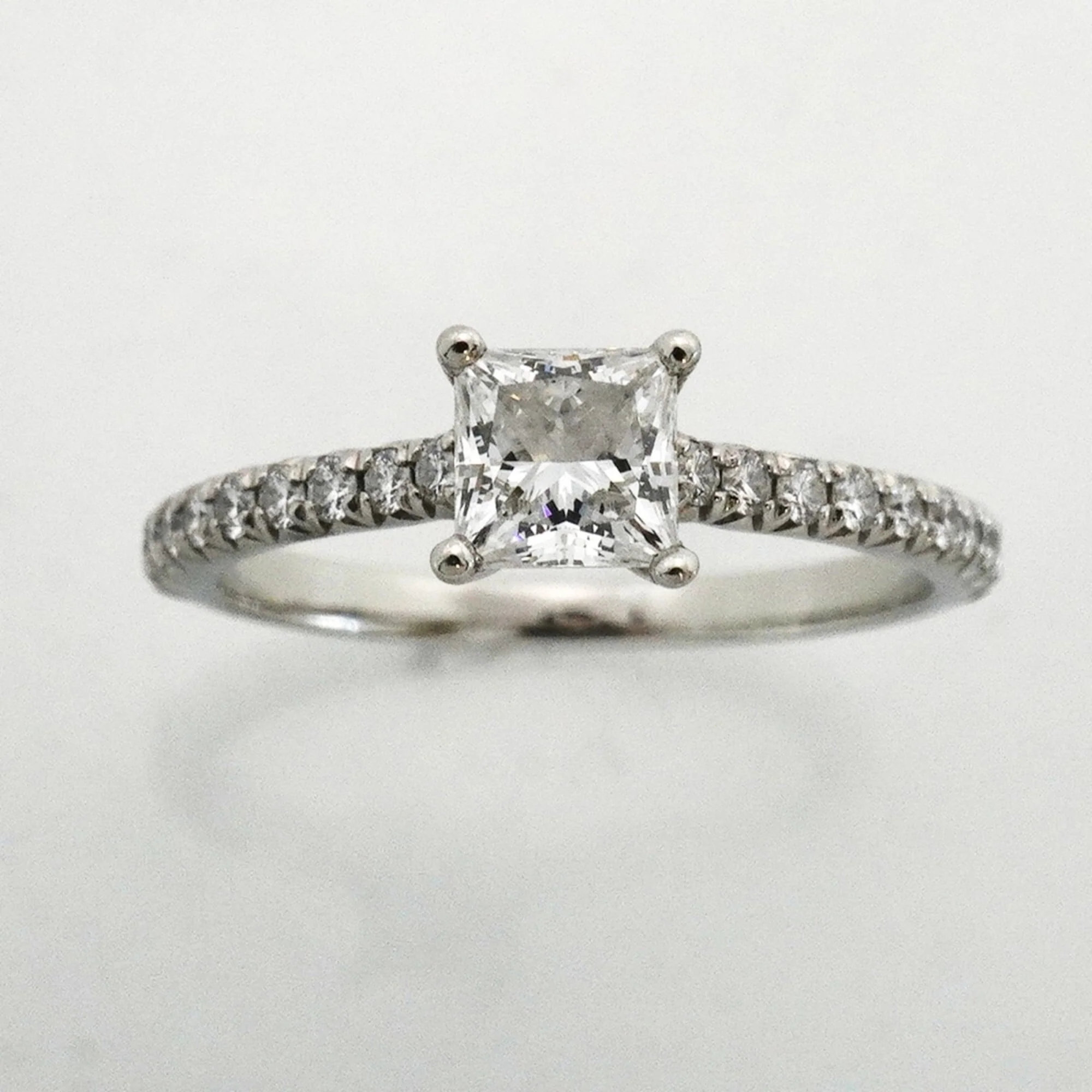 Novo Square Cut Ring Platinum with Diamond - Image 2