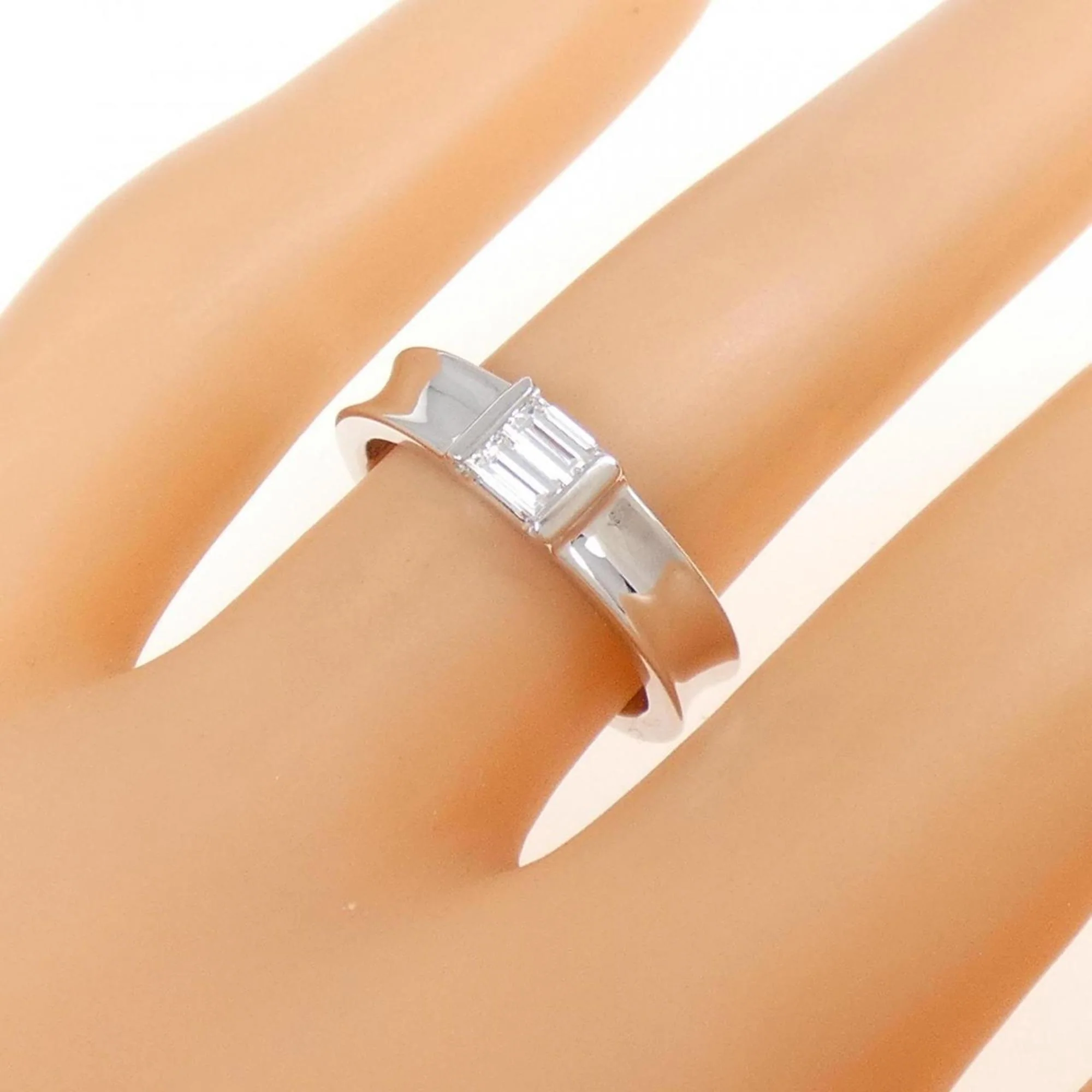 Ring 18K White Gold with Diamond - Image 5