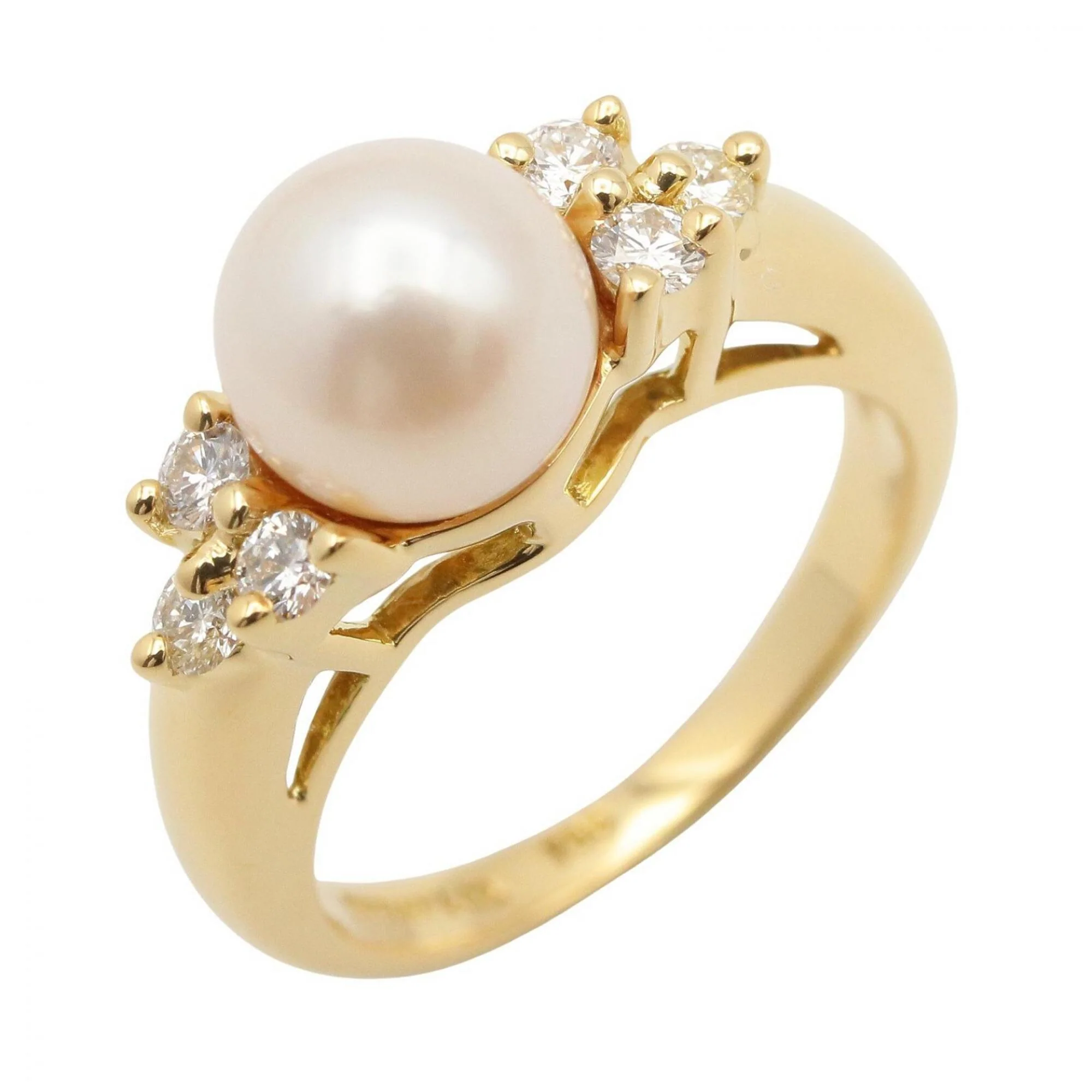 Ring 18K Yellow Gold with Diamond and Pearl