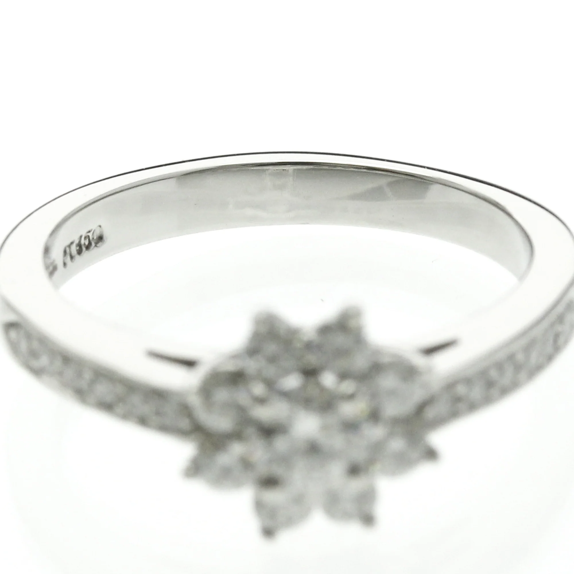 Ring Platinum With Diamond - Image 5