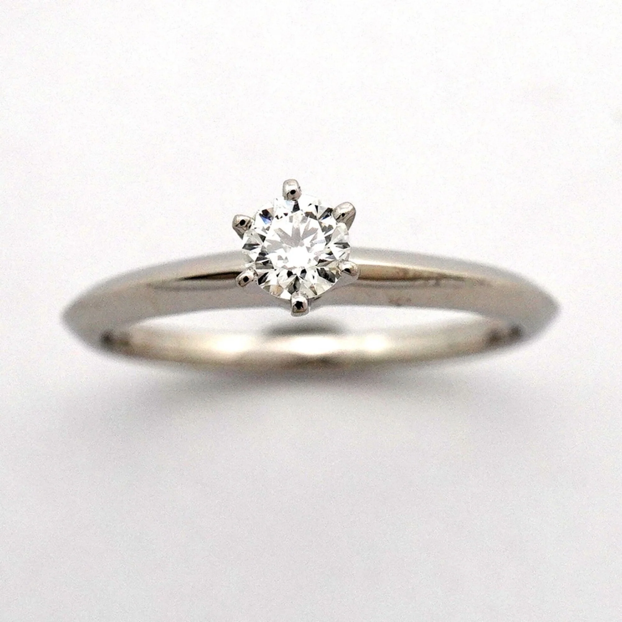Solitaire Ring Platinum with Diamond - Image 2