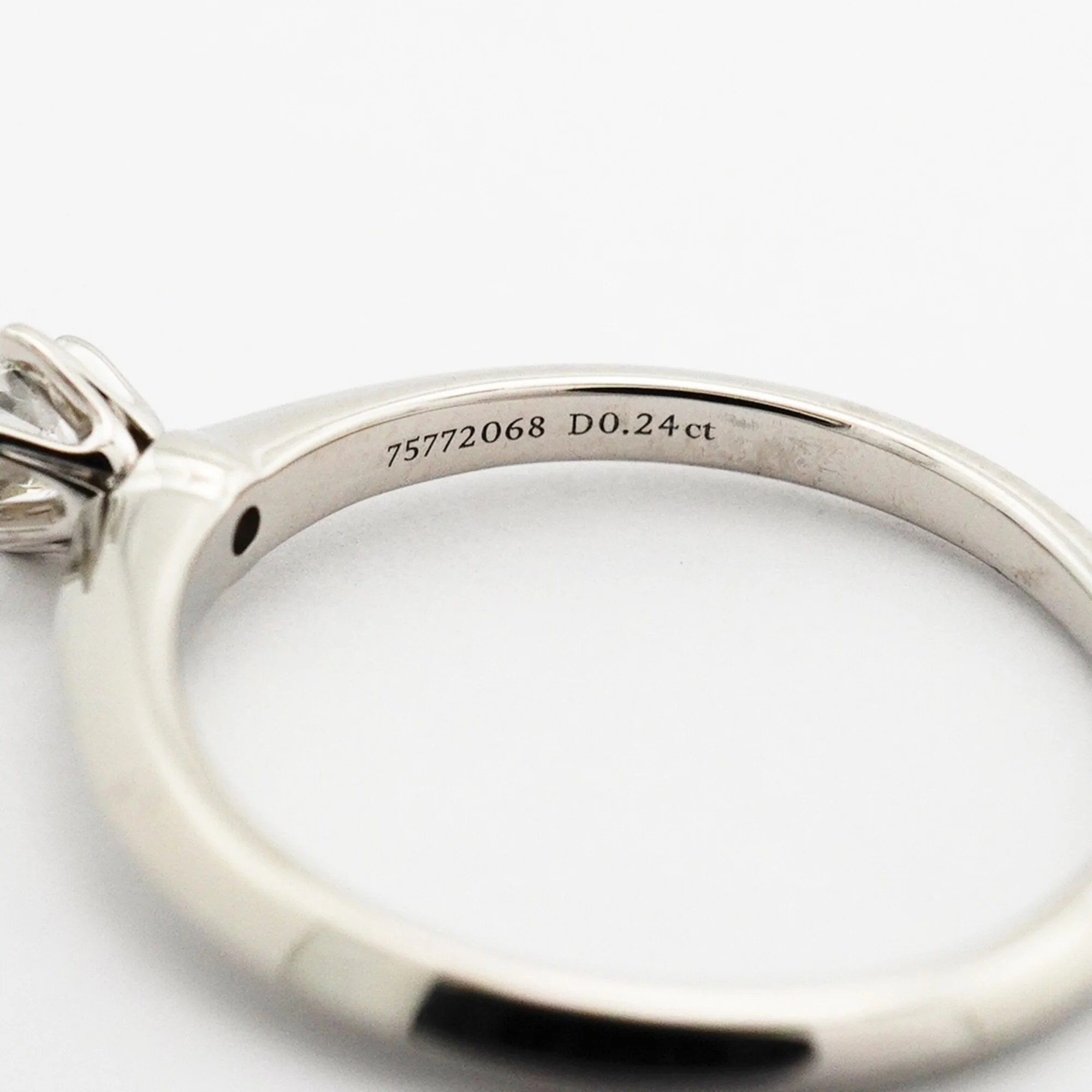 Solitaire Ring Platinum with Diamond - Image 5