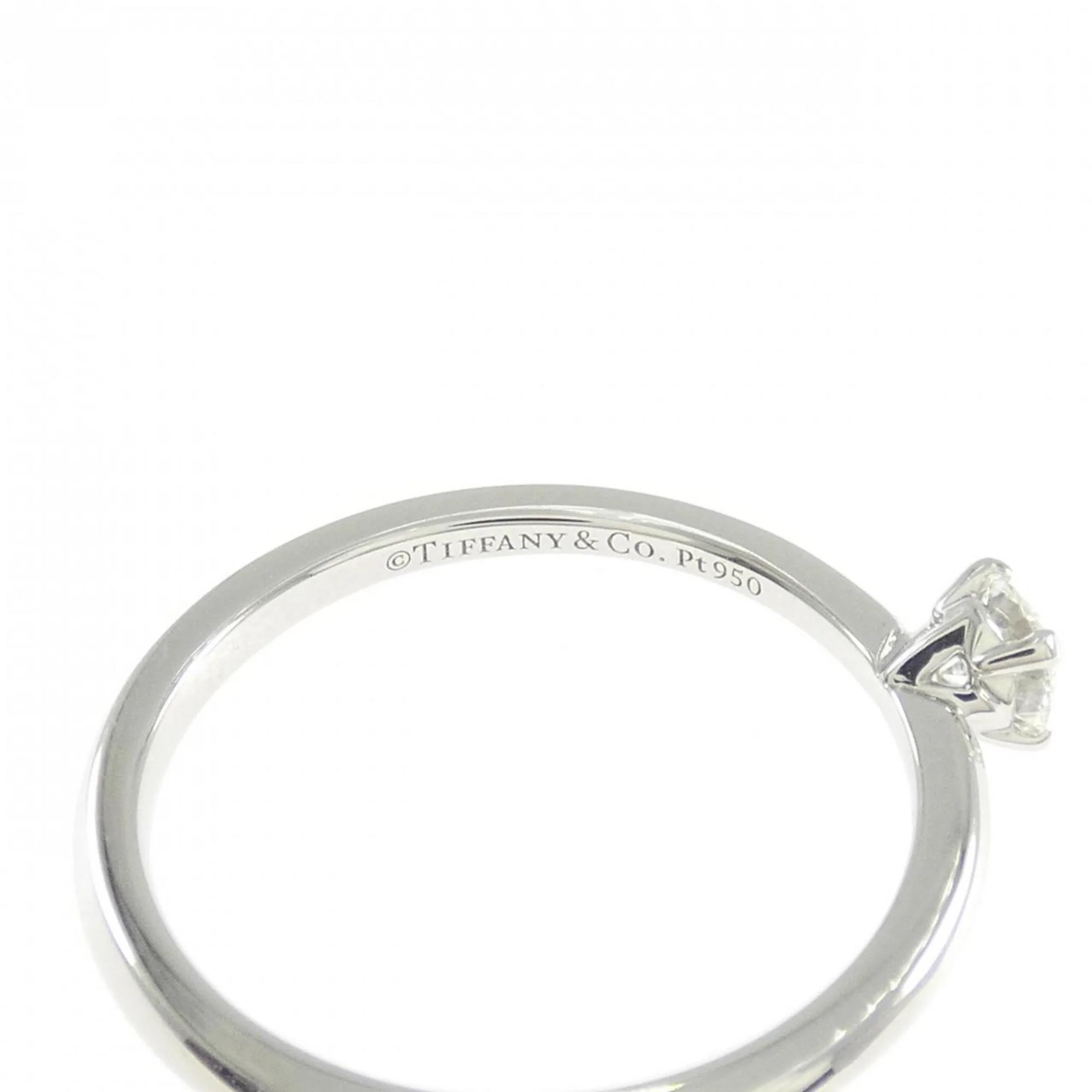 True Ring Platinum with Diamond - Image 4