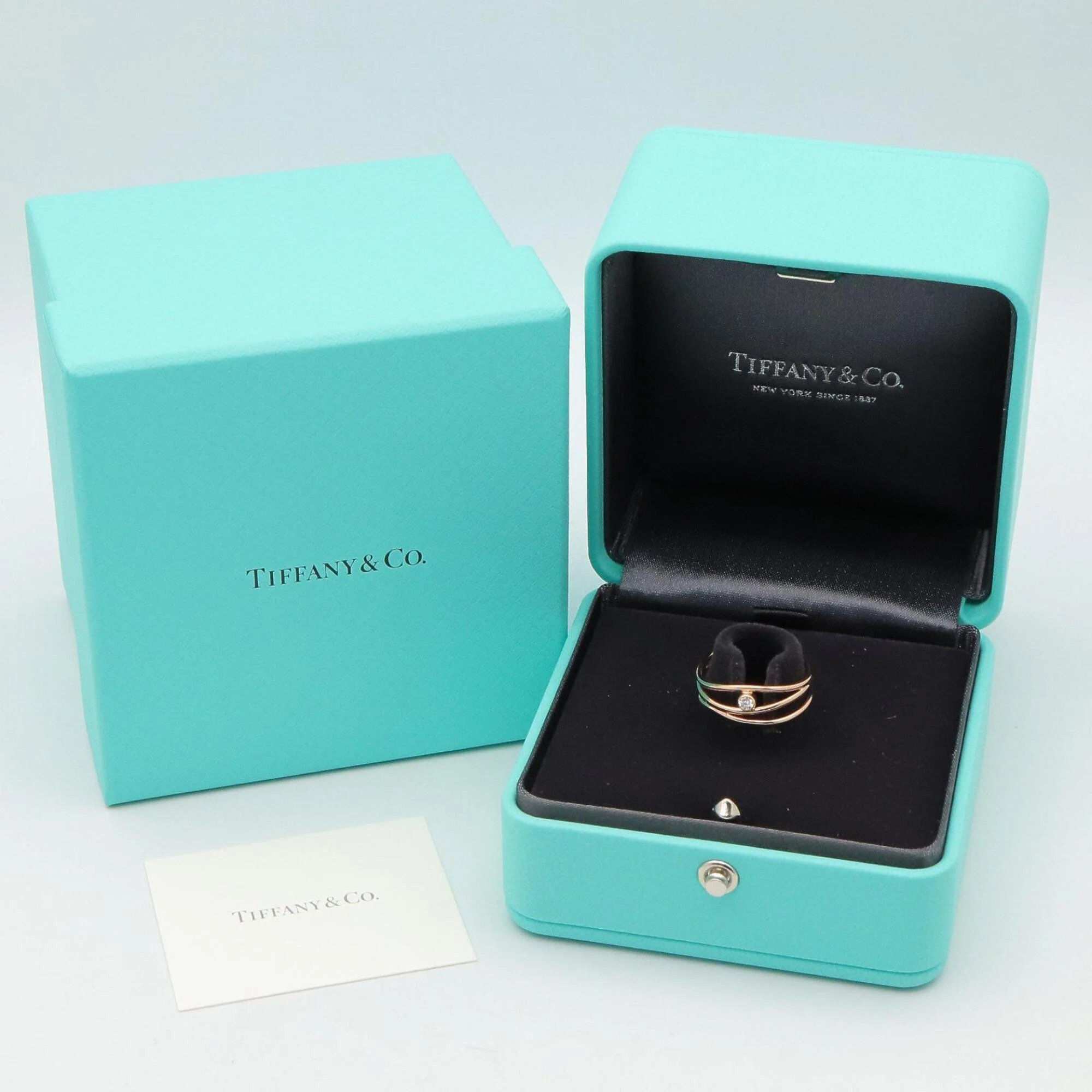 Wave Ring 18K Rose Gold With Diamond - Image 8