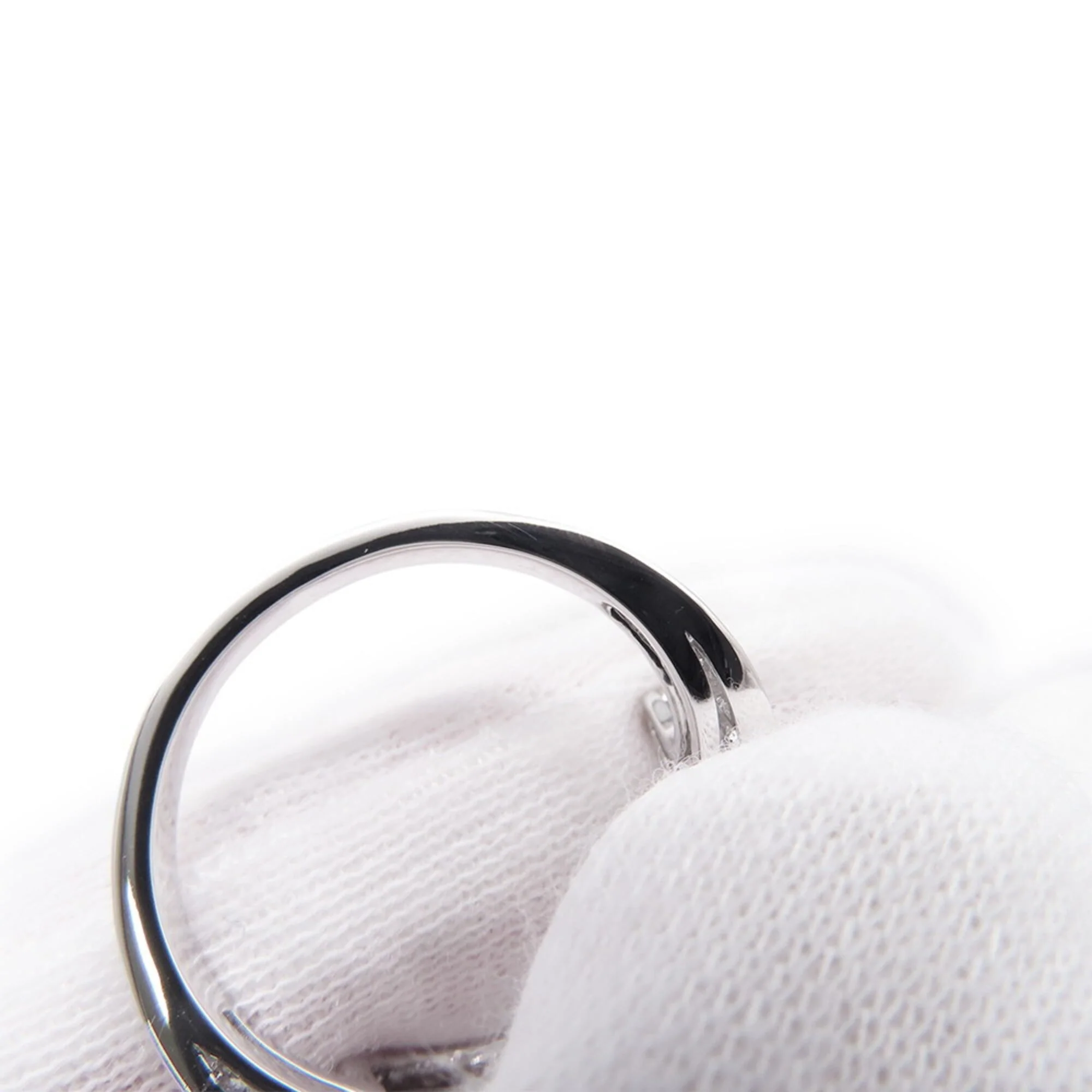 Dentelle Ring 18K White Gold with Diamond - Image 5