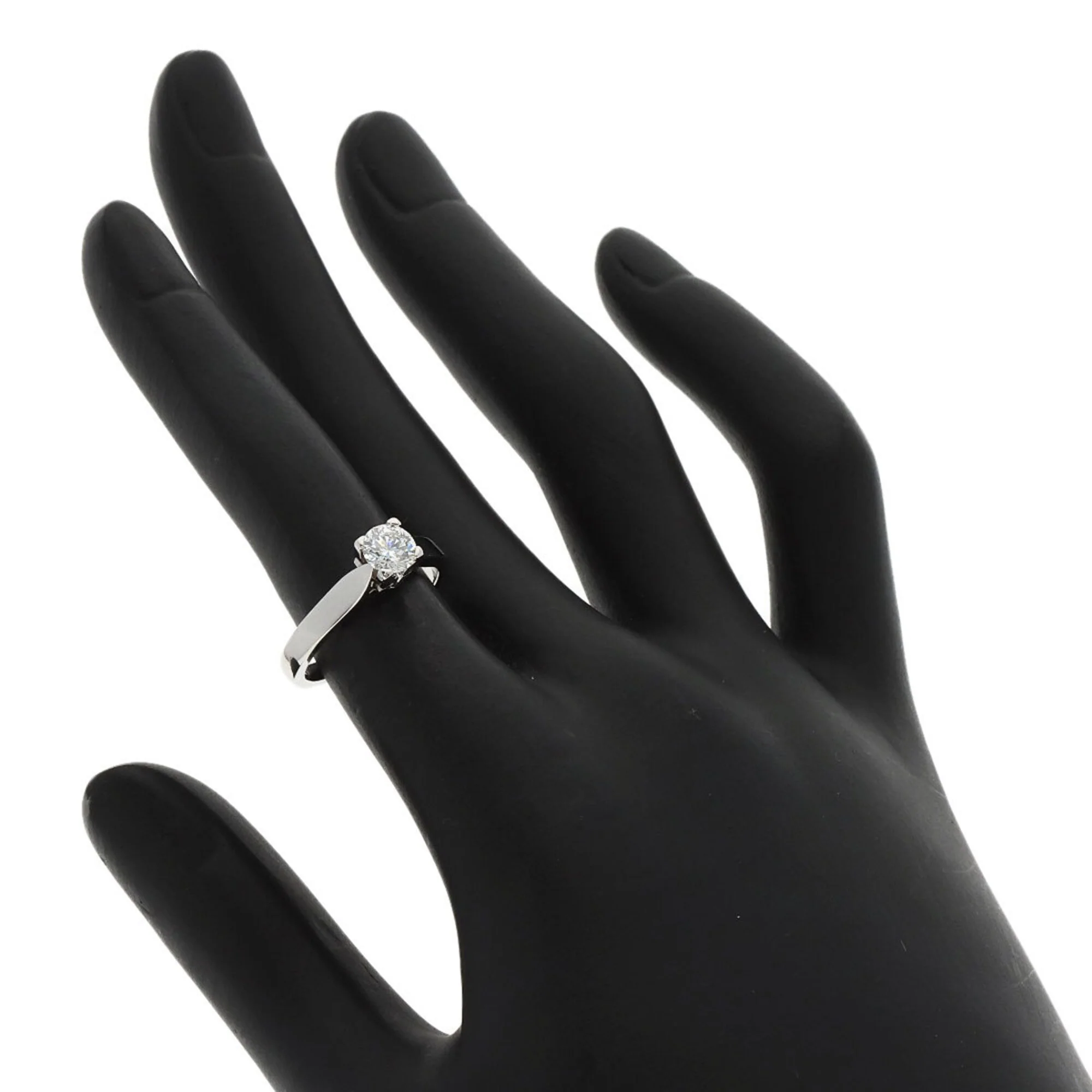 Papillon Ring Platinum with Diamond - Image 7
