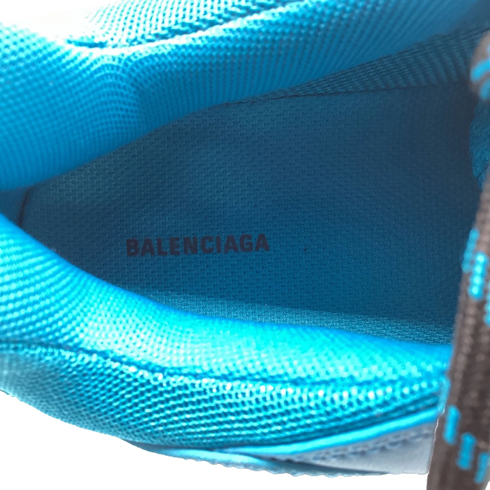 Men's Balenciaga Clear Sole Triple S Sneakers in Blue Polyester - Image 9