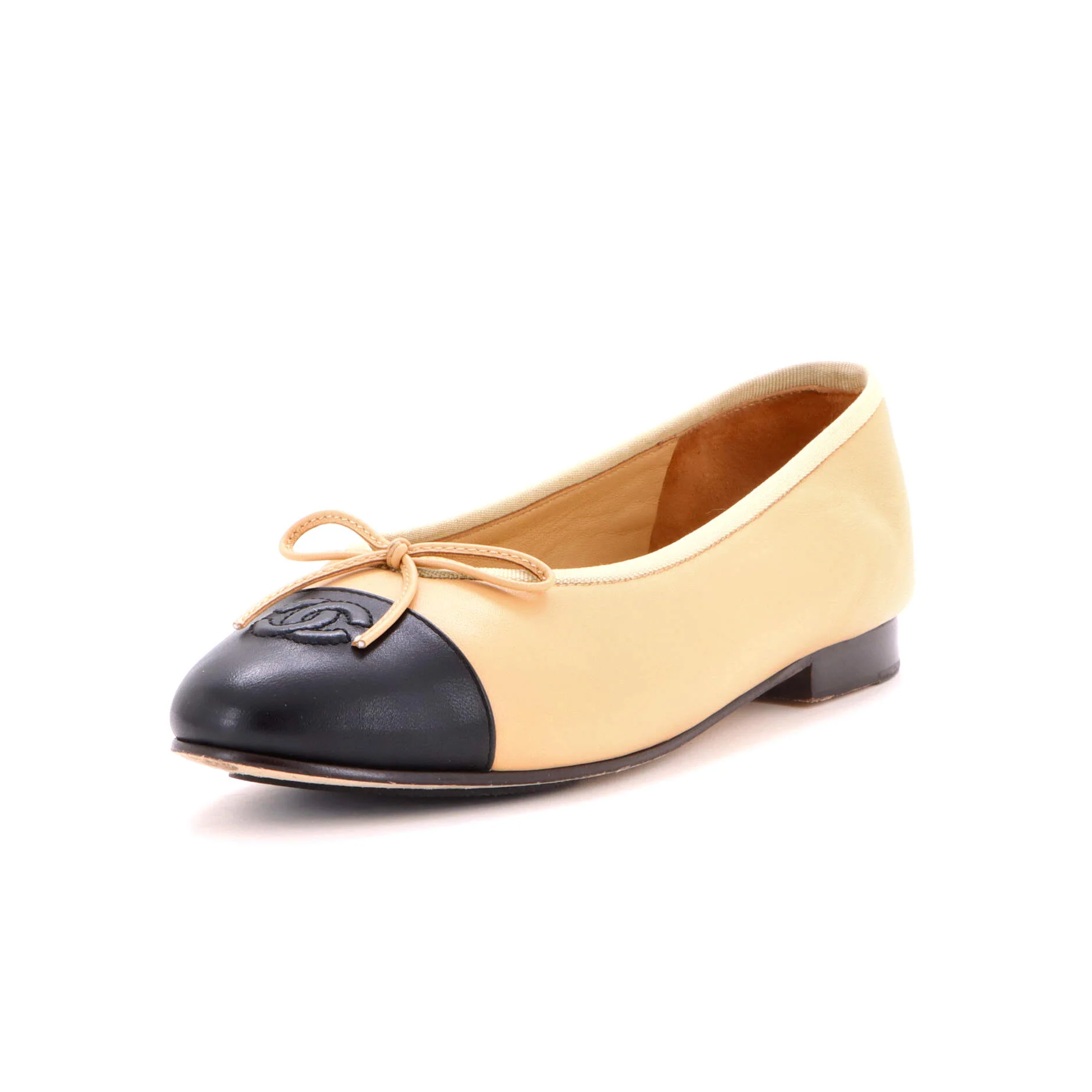 Women's CC Cap Toe Bow Ballerina Flats Leather