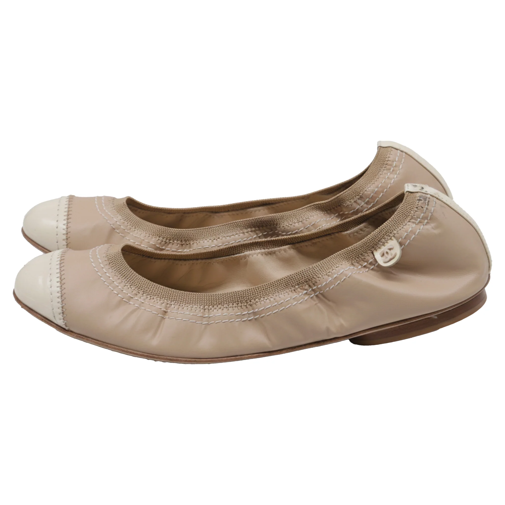 Women's Chanel CC Cap-Toe Ballet Flats in Beige Leather - Image 5