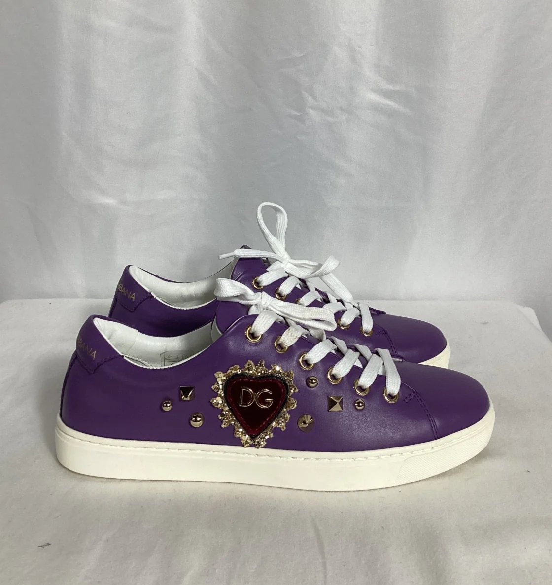 Women's Dolce and Gabbana Sacred Heart Sneakers in Purple Leather - Image 9