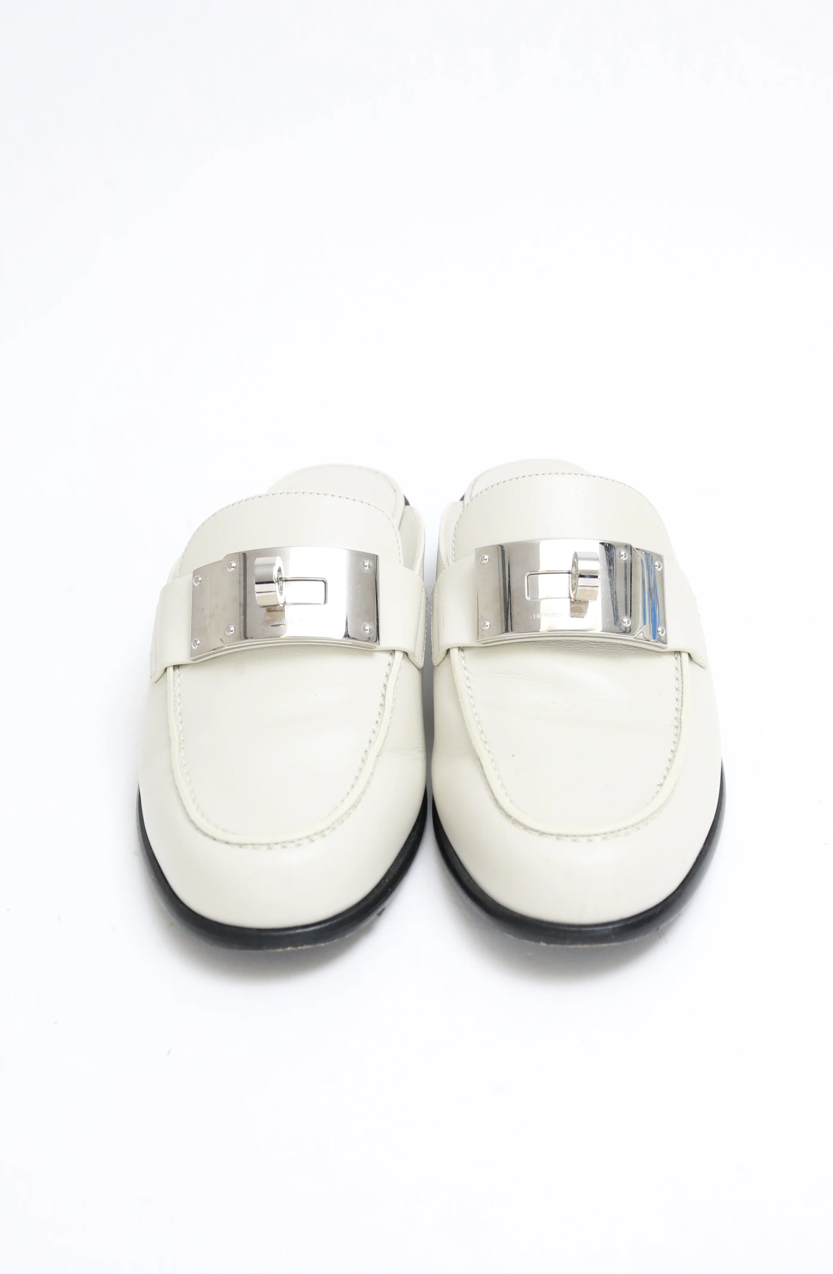 Women's Hermès Iota Mules in White Leather - Image 10