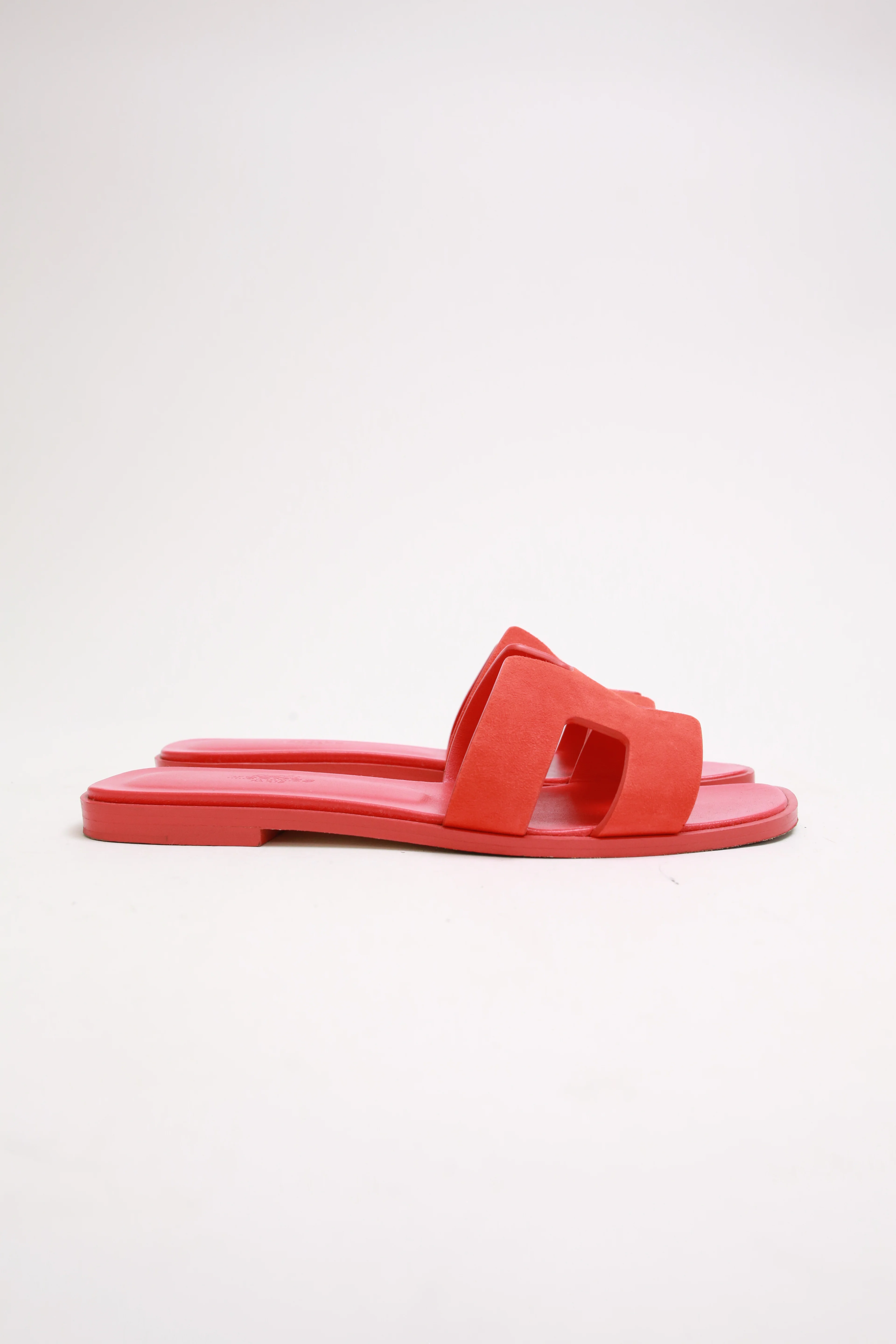 Women's Hermès Oran Sandals in Orange Suede - Image 9