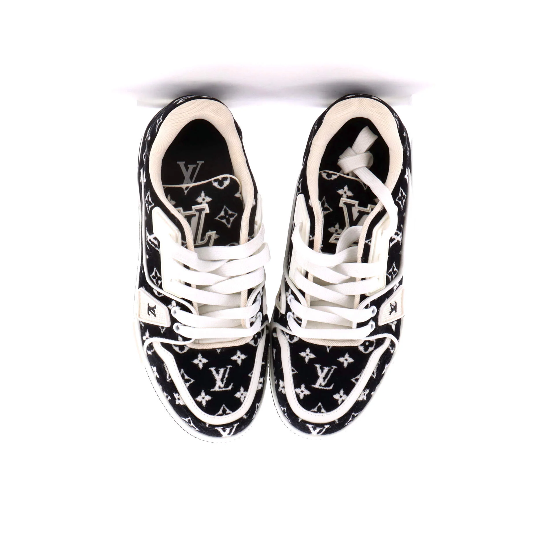 Women's LV Trainer Sneakers Monogram Velvet - Image 2