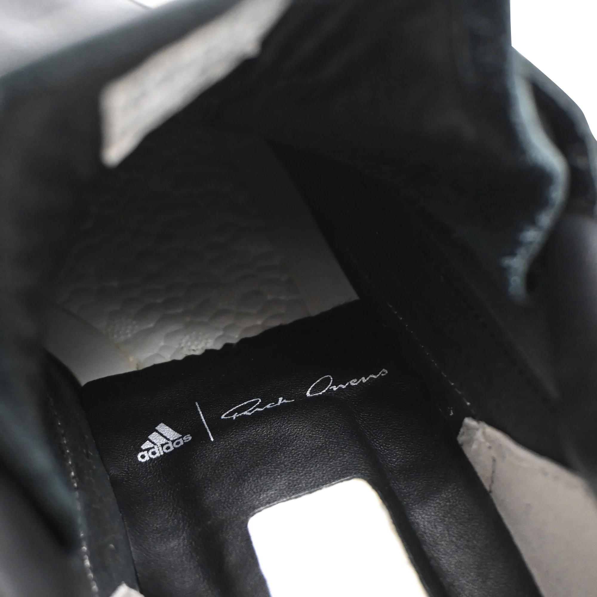 Men's Rick Owens x Adidas Level Runner Low 2 Sneakers in Black Calf Leather - Image 8