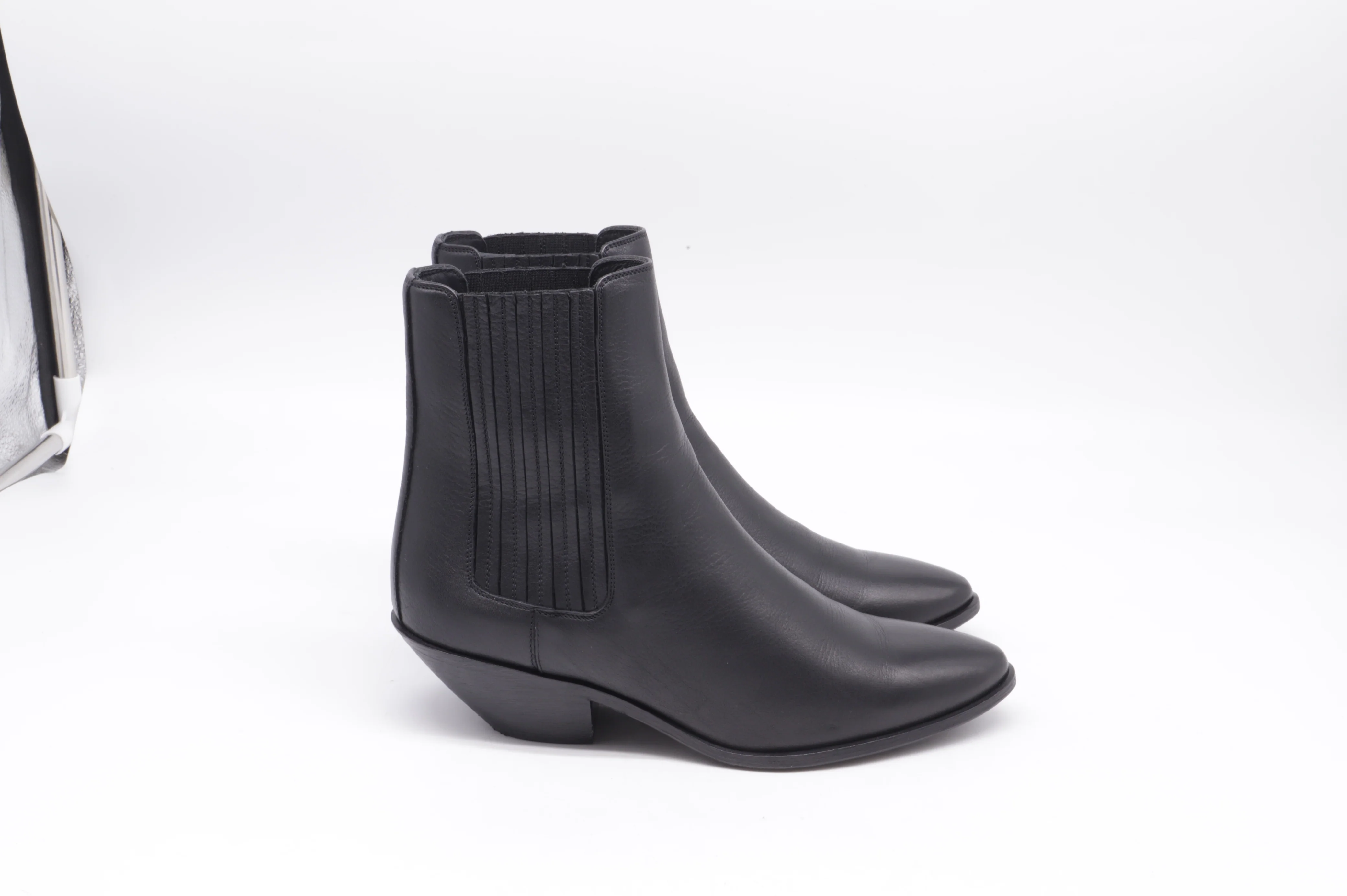 Women's Saint Laurent West 45 Chelsea Boots in Black Leather - Image 8