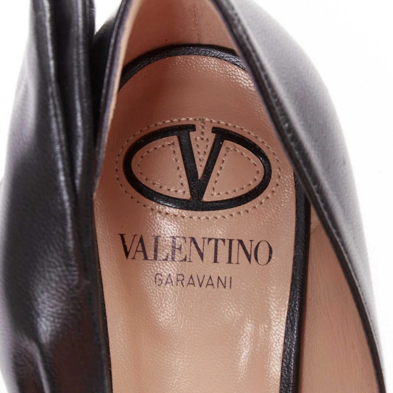 Women's VALENTINO black leather oversized bow point toe kitten pumps EU37 - Image 9