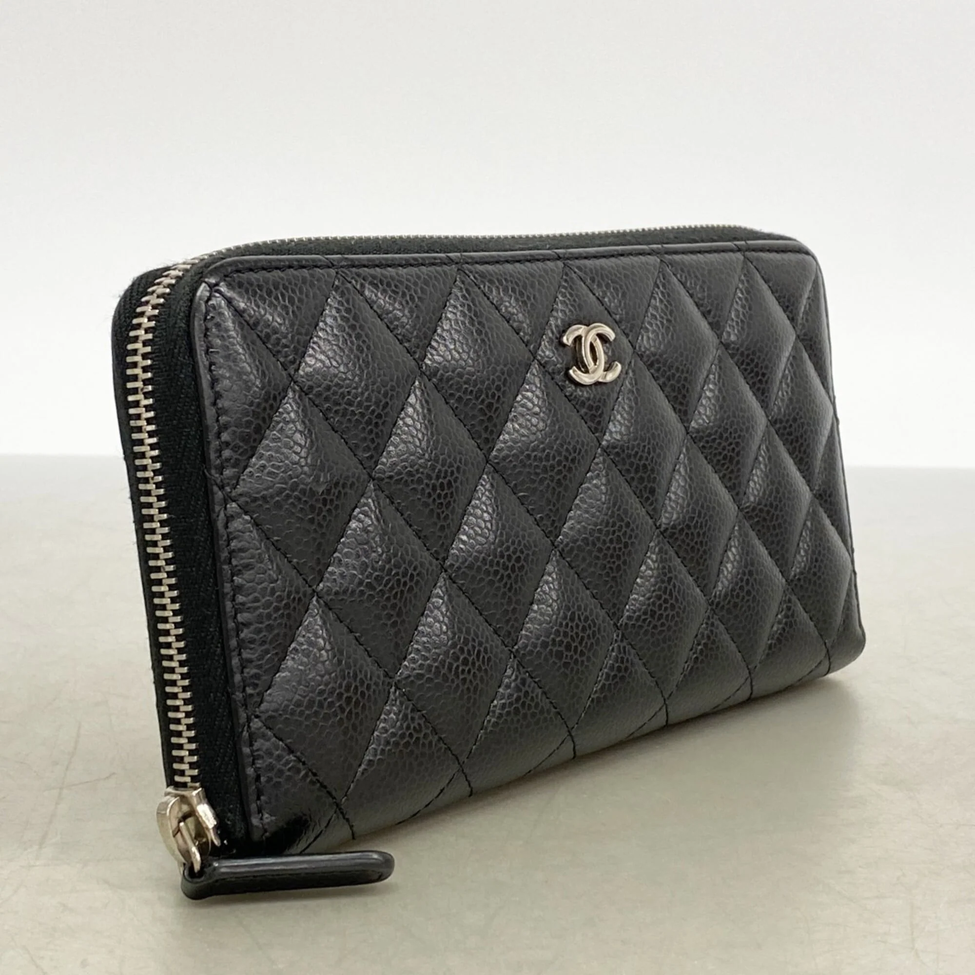 Zip Around Wallet Quilted Caviar Long - Image 2