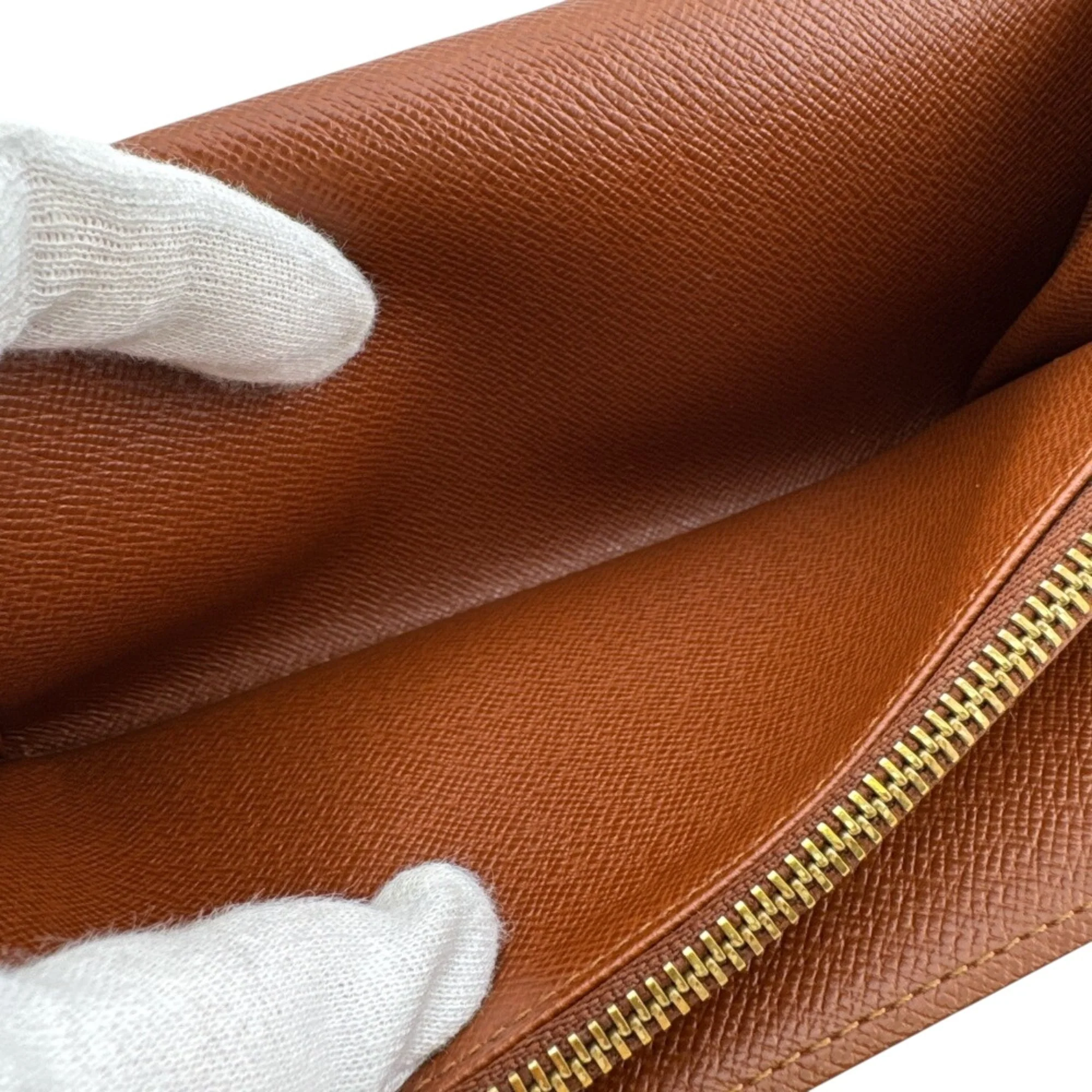 Sarah Wallet Monogram Canvas - Image 9